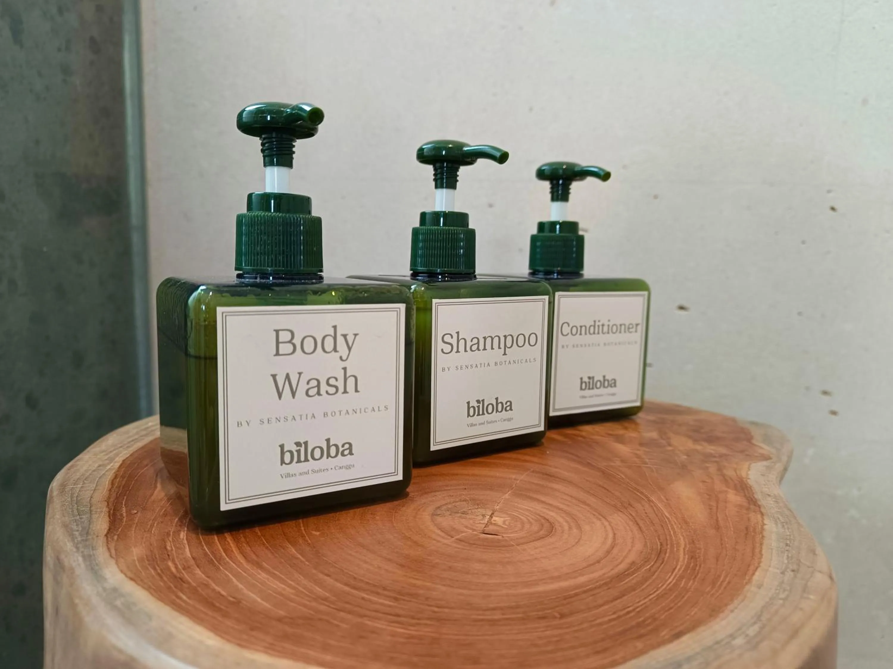 Shower in Biloba Villas and Suites Canggu