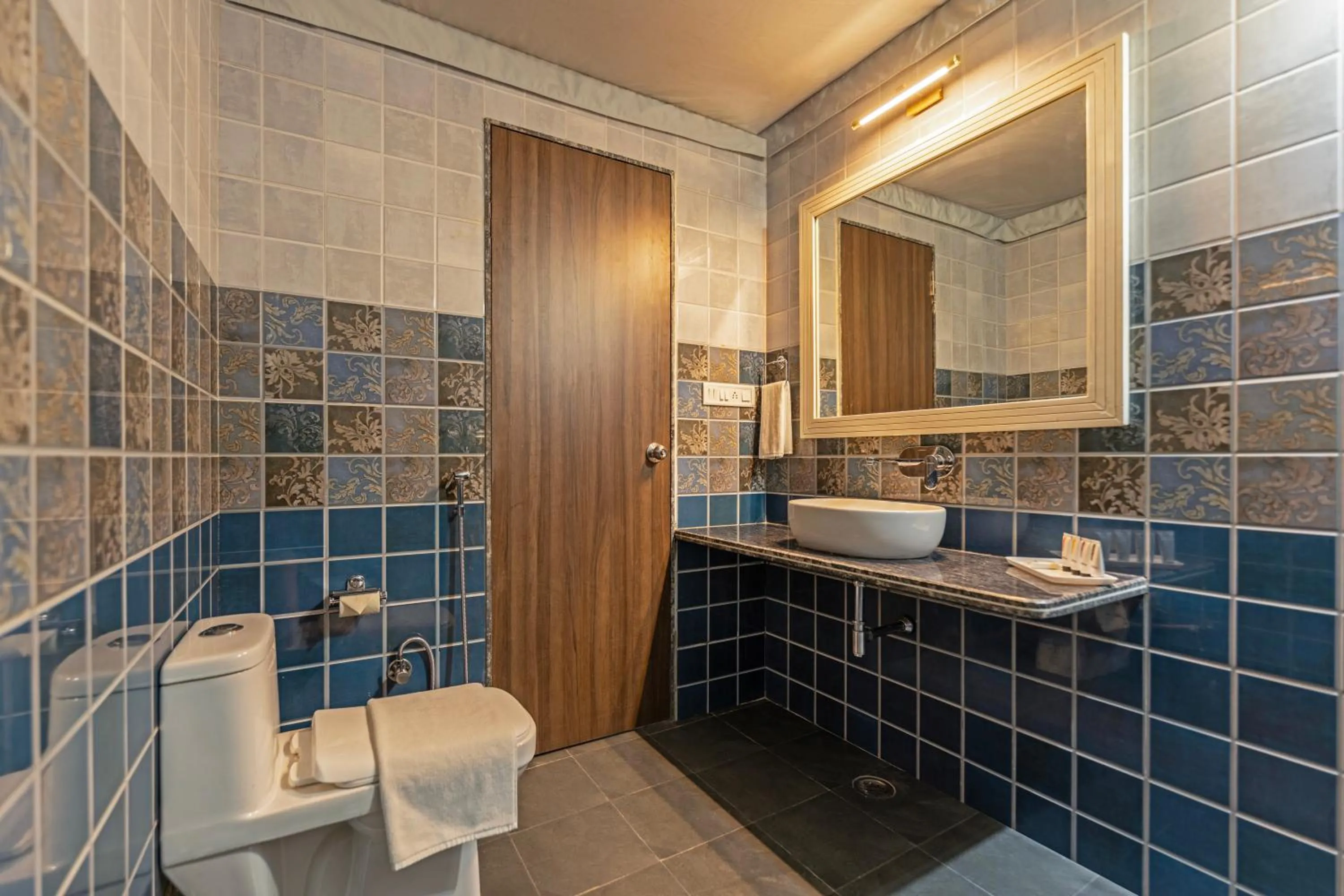 Toilet in Sterling ReWild Sariska