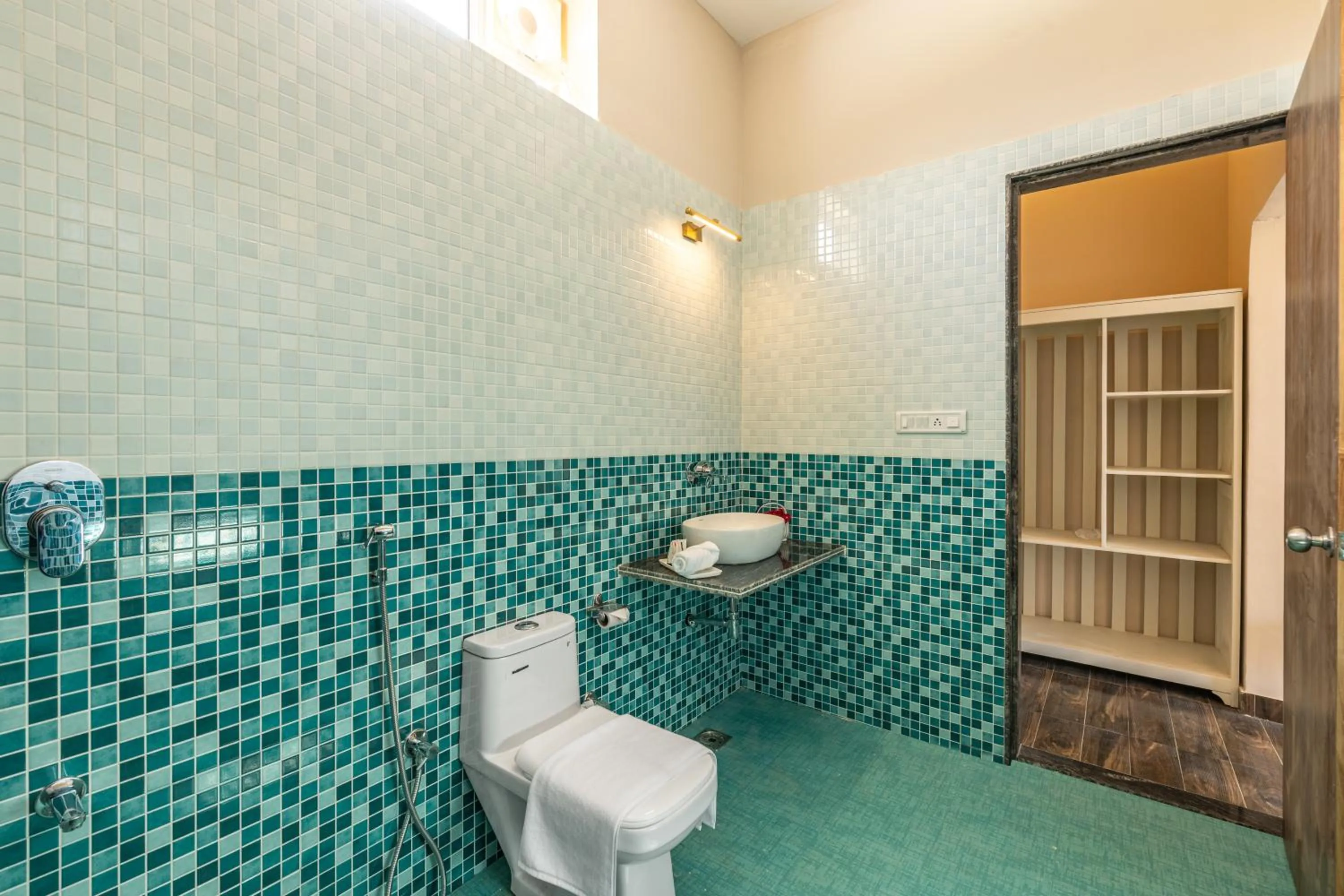 Toilet in Sterling ReWild Sariska