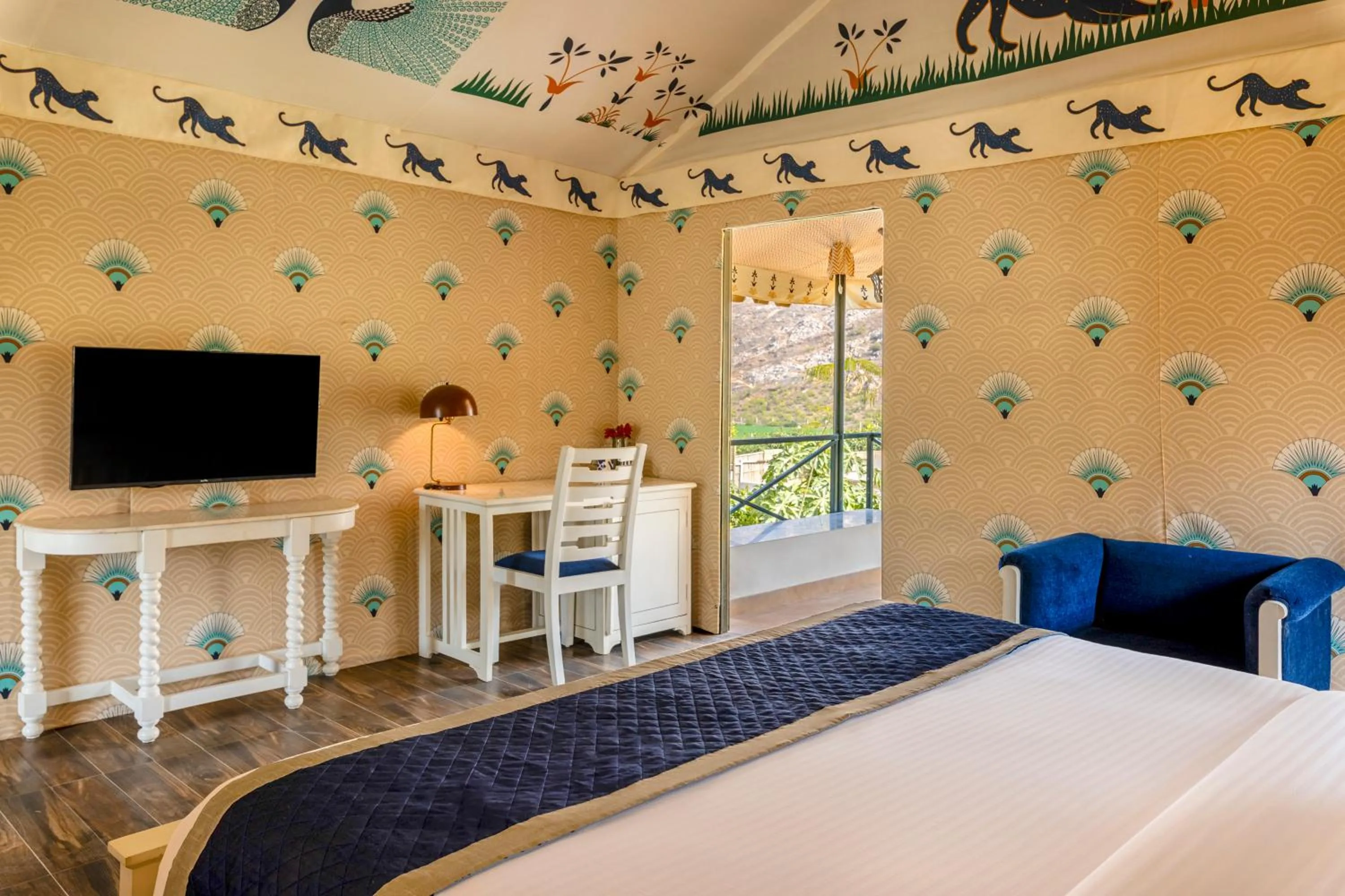 Bedroom, Bed in Sterling ReWild Sariska