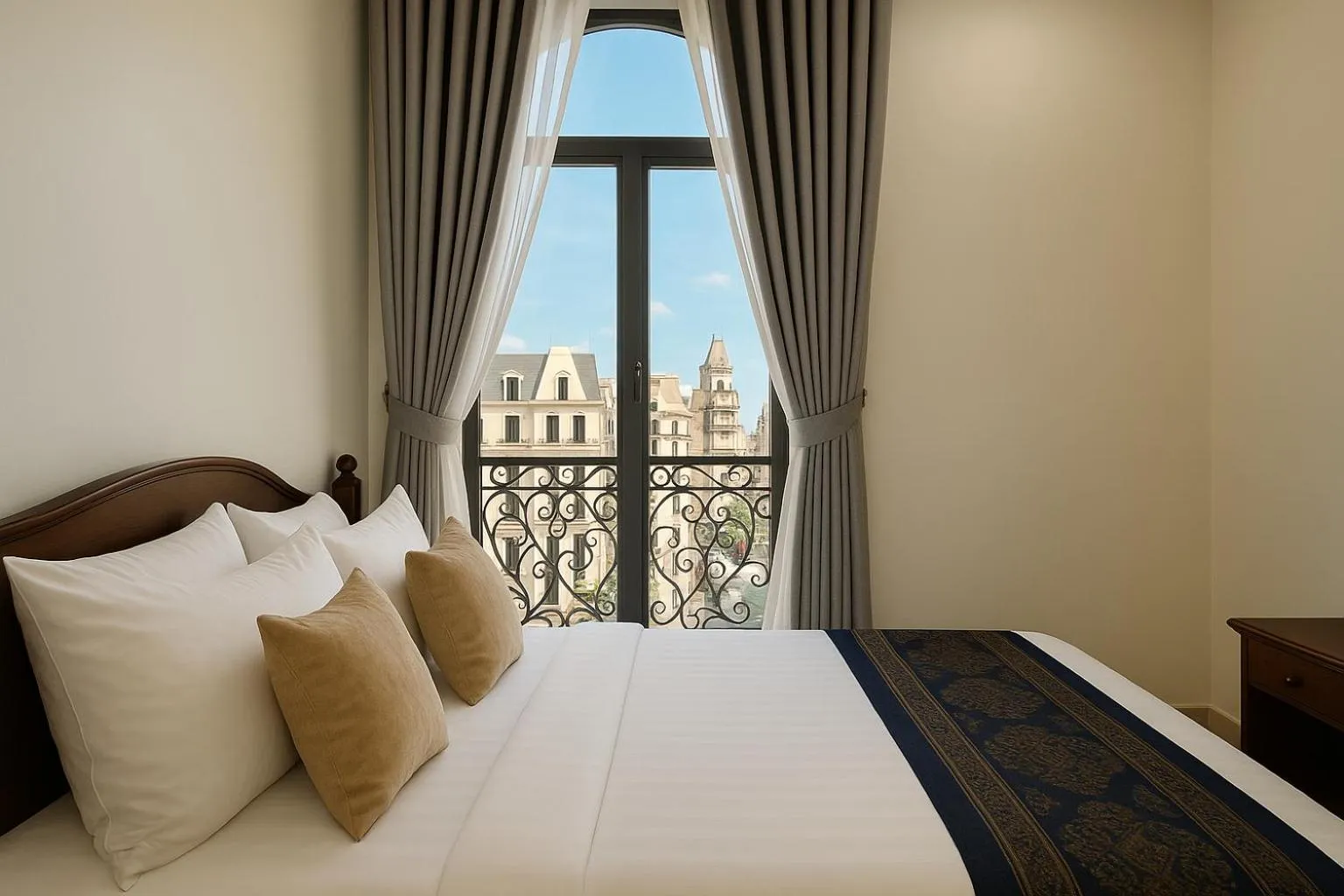 View (from property/room), Bed in Try Residence, The Elysée Koh Pich