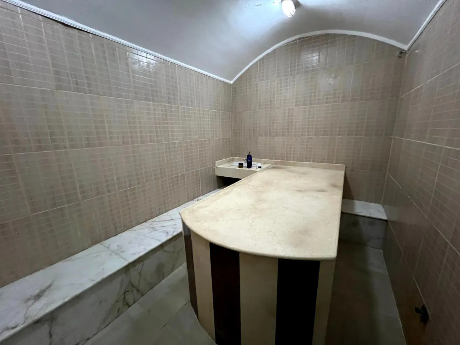 Hot Spring Bath in Sharm Cliff Hotel Hot Spring Bath in Sharm Cliff Hotel