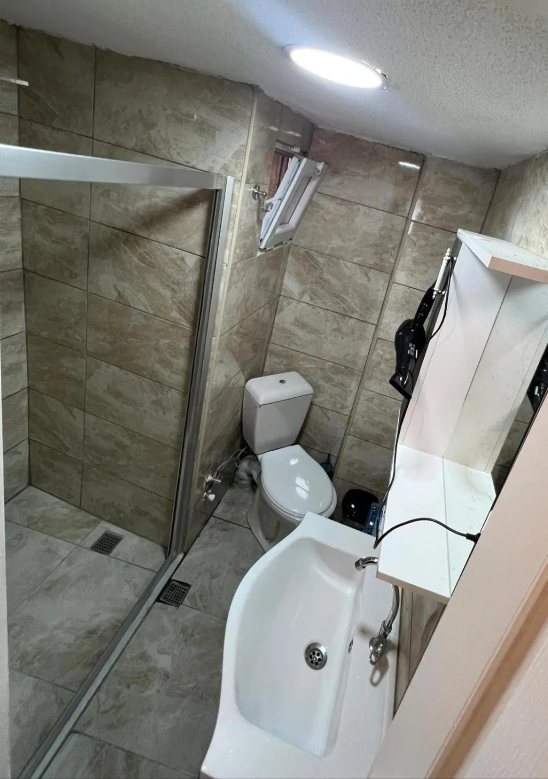 Shower in Taksim Milenyum Suites