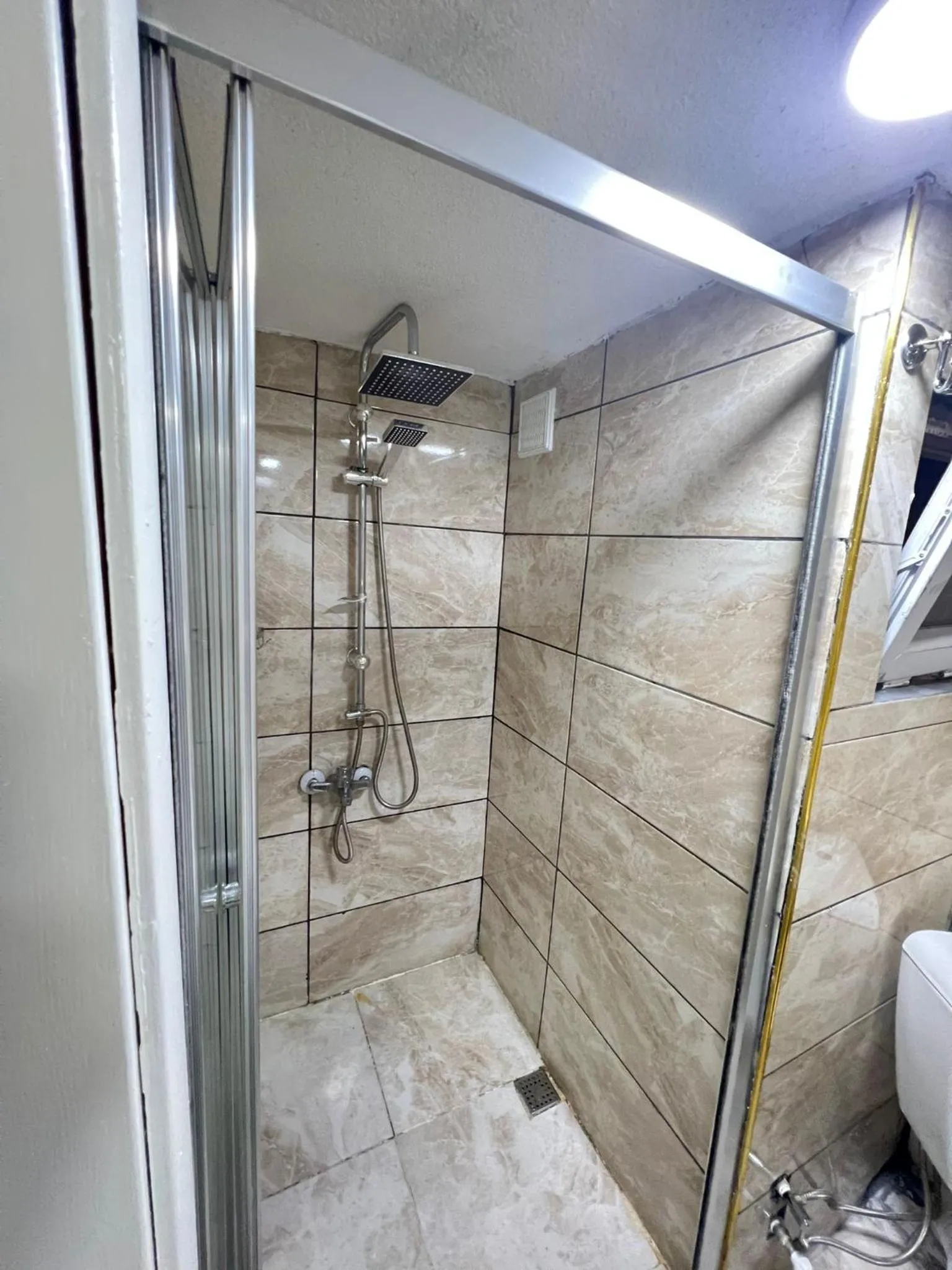 Shower in Taksim Milenyum Suites