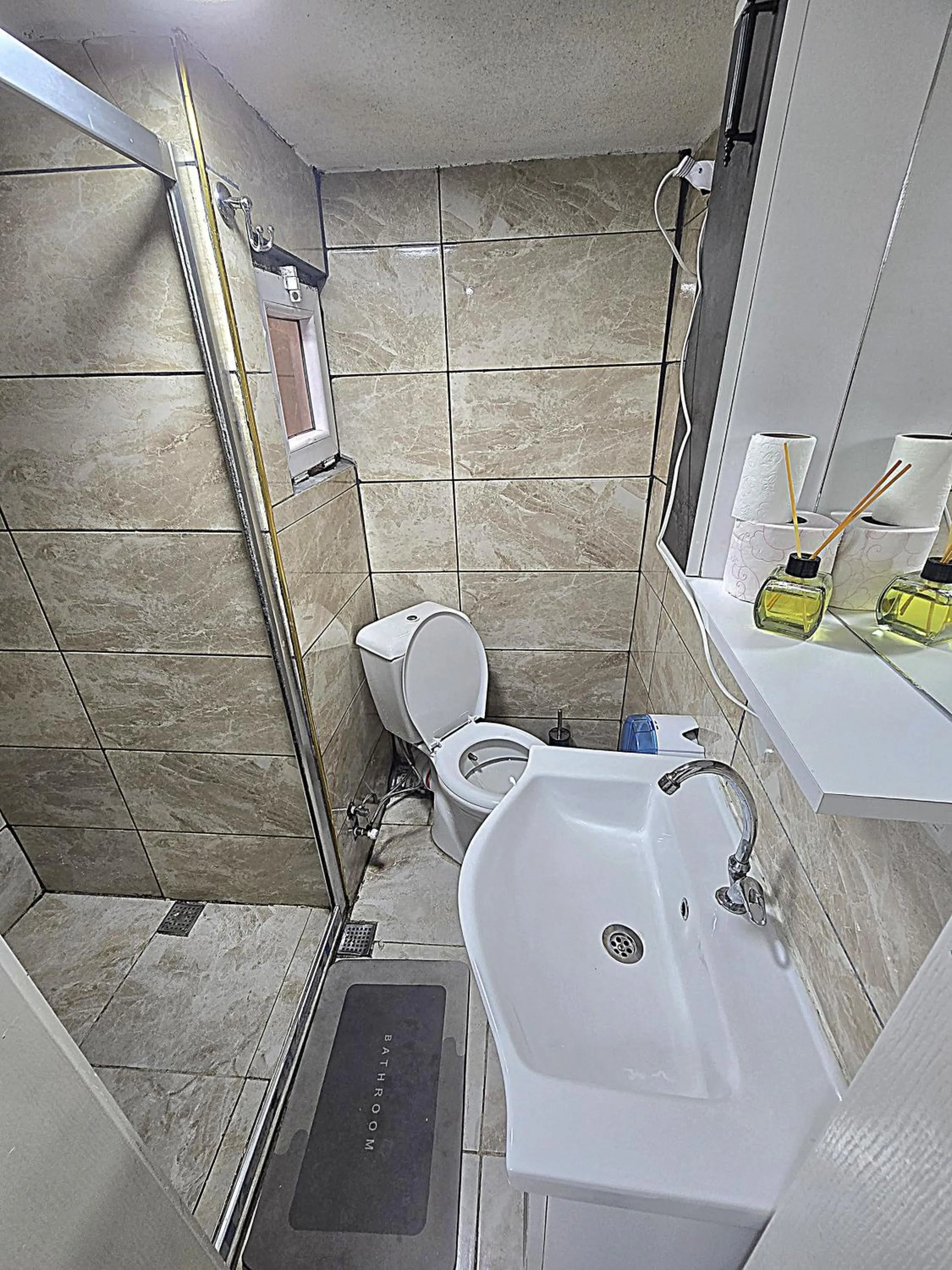 Shower in Taksim Milenyum Suites