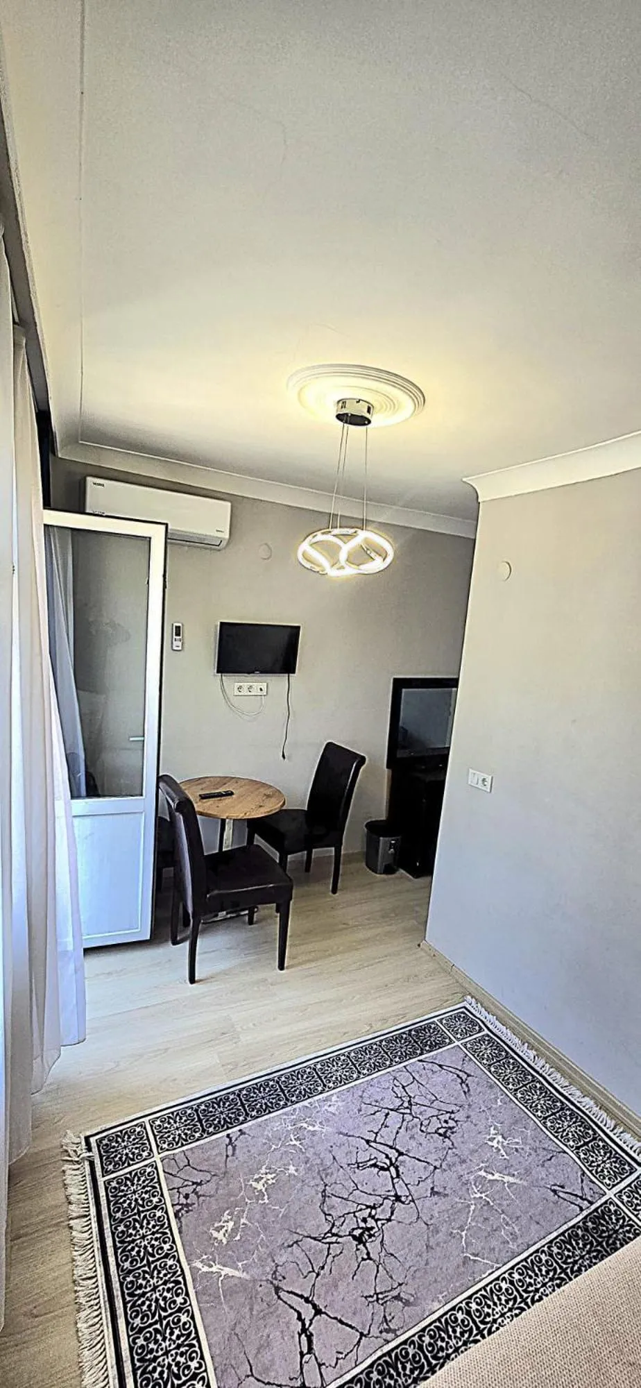 Dining area in Taksim Milenyum Suites