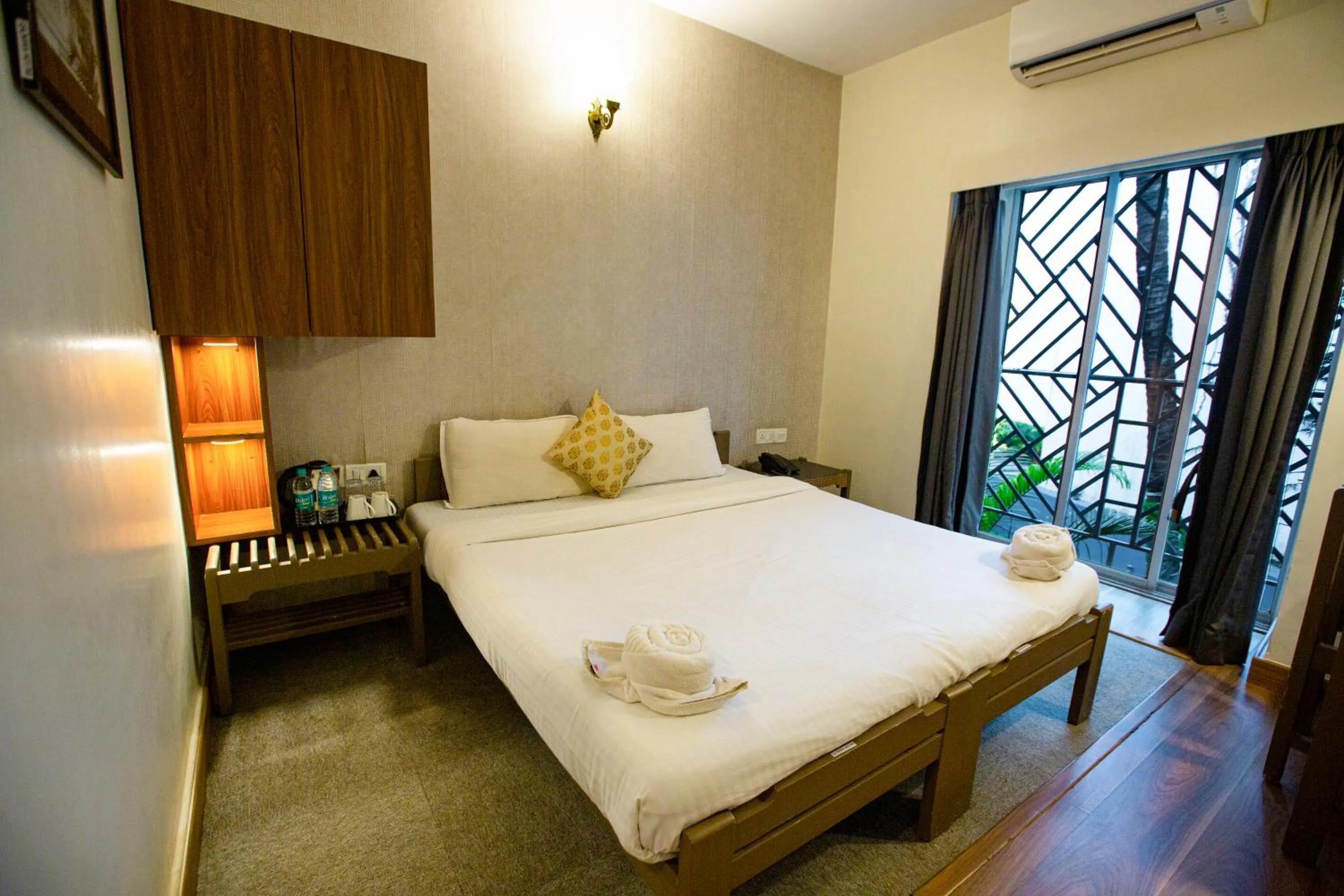 Bedroom, Bed in Hotel Bela Goa
