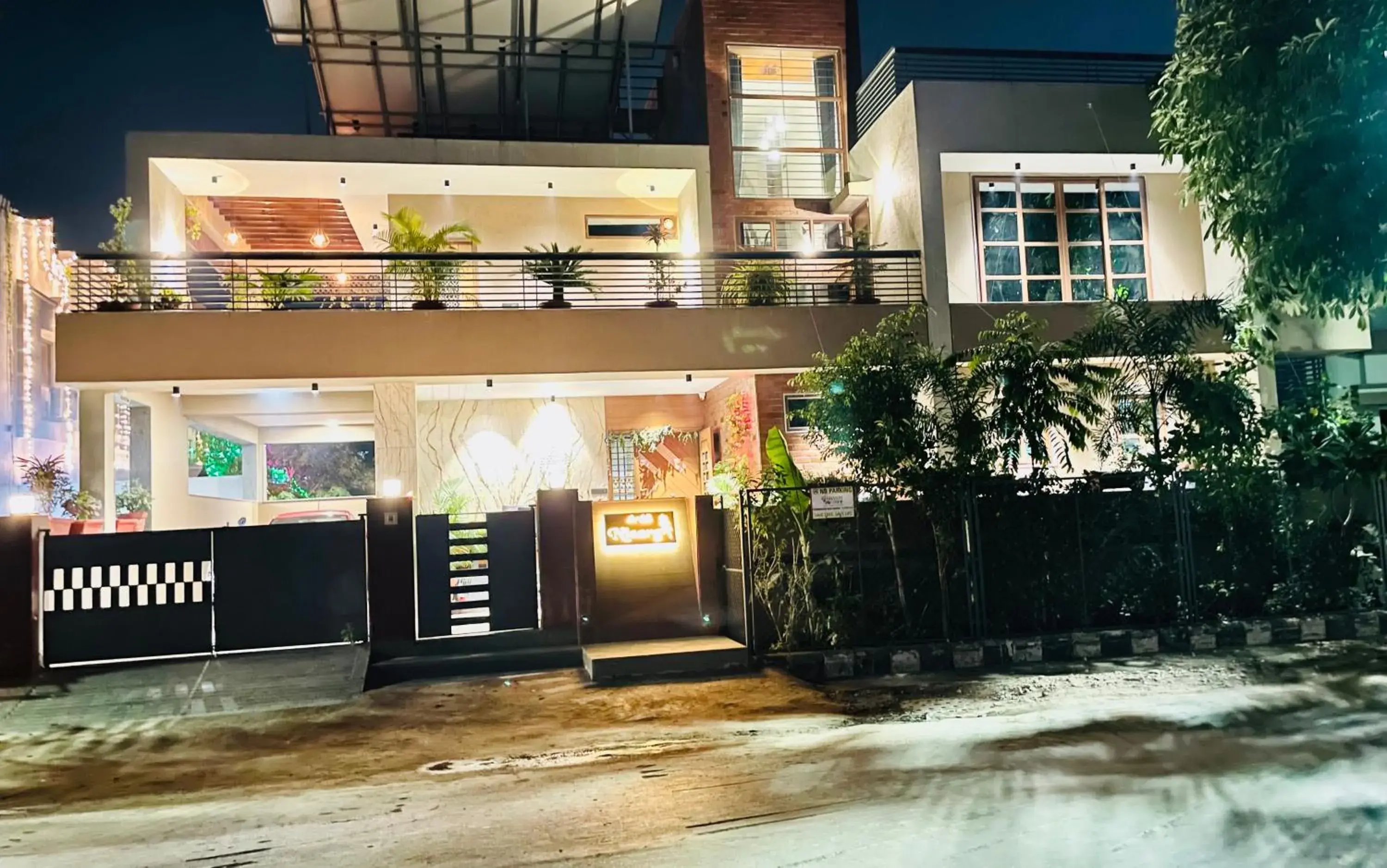 Nisarg’s stays Nisarg’s stays