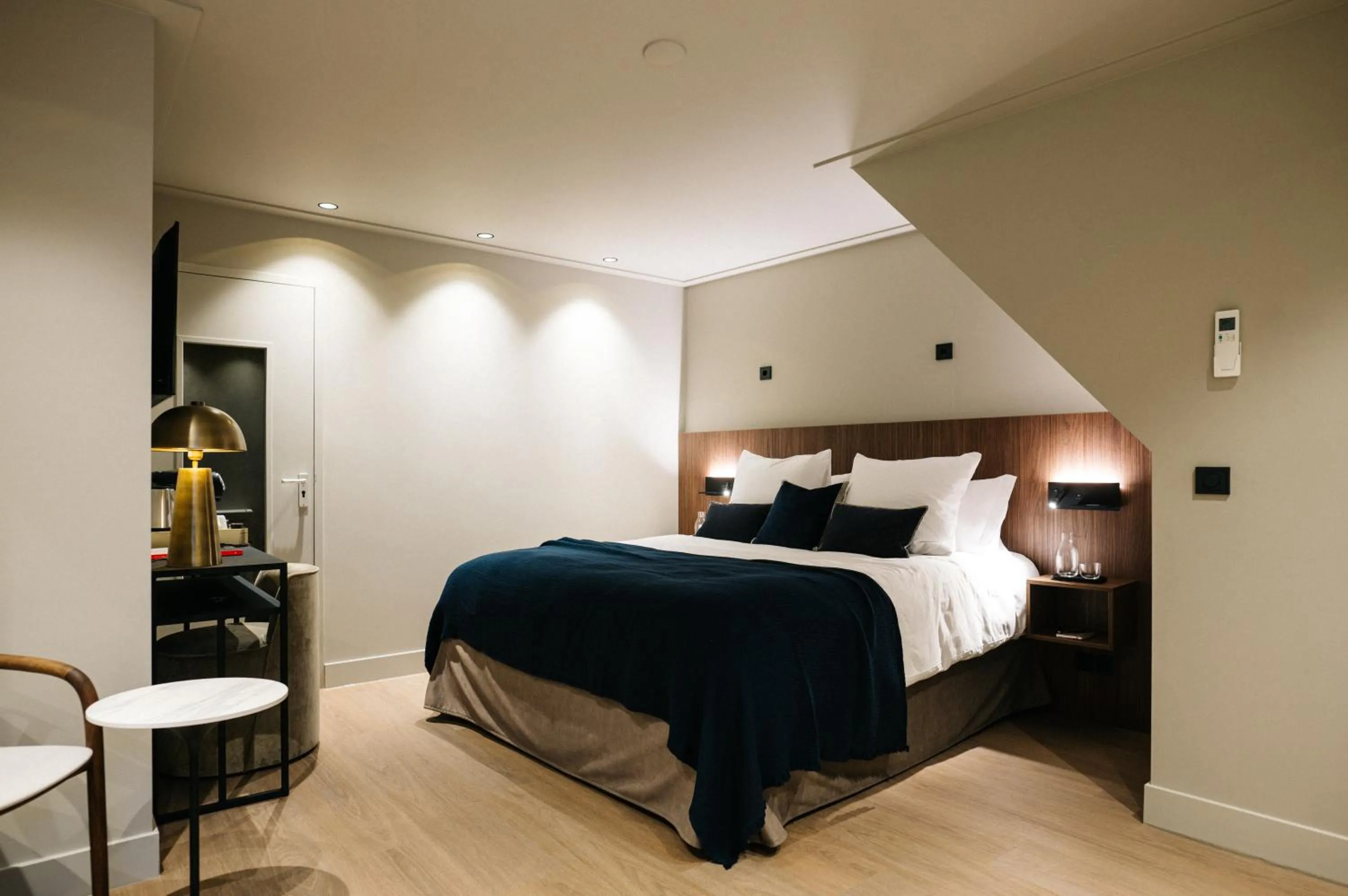 Bed in Hotel Blink