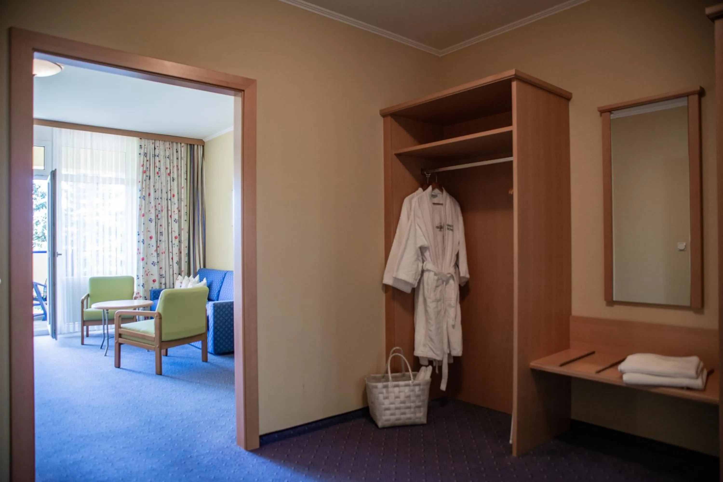 wardrobe in Hotel Gasthof Scheer