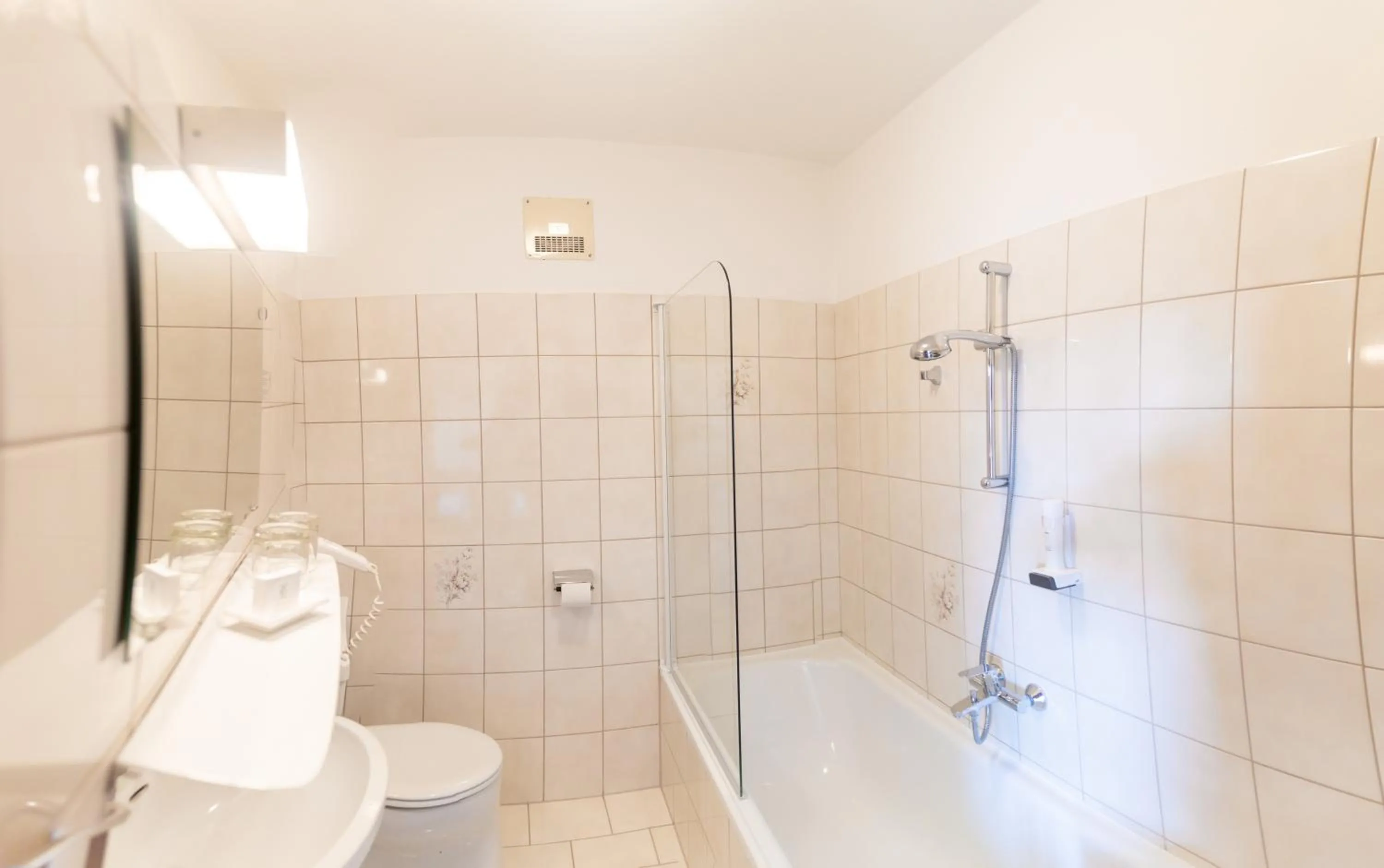 Bath in Hotel Gasthof Scheer