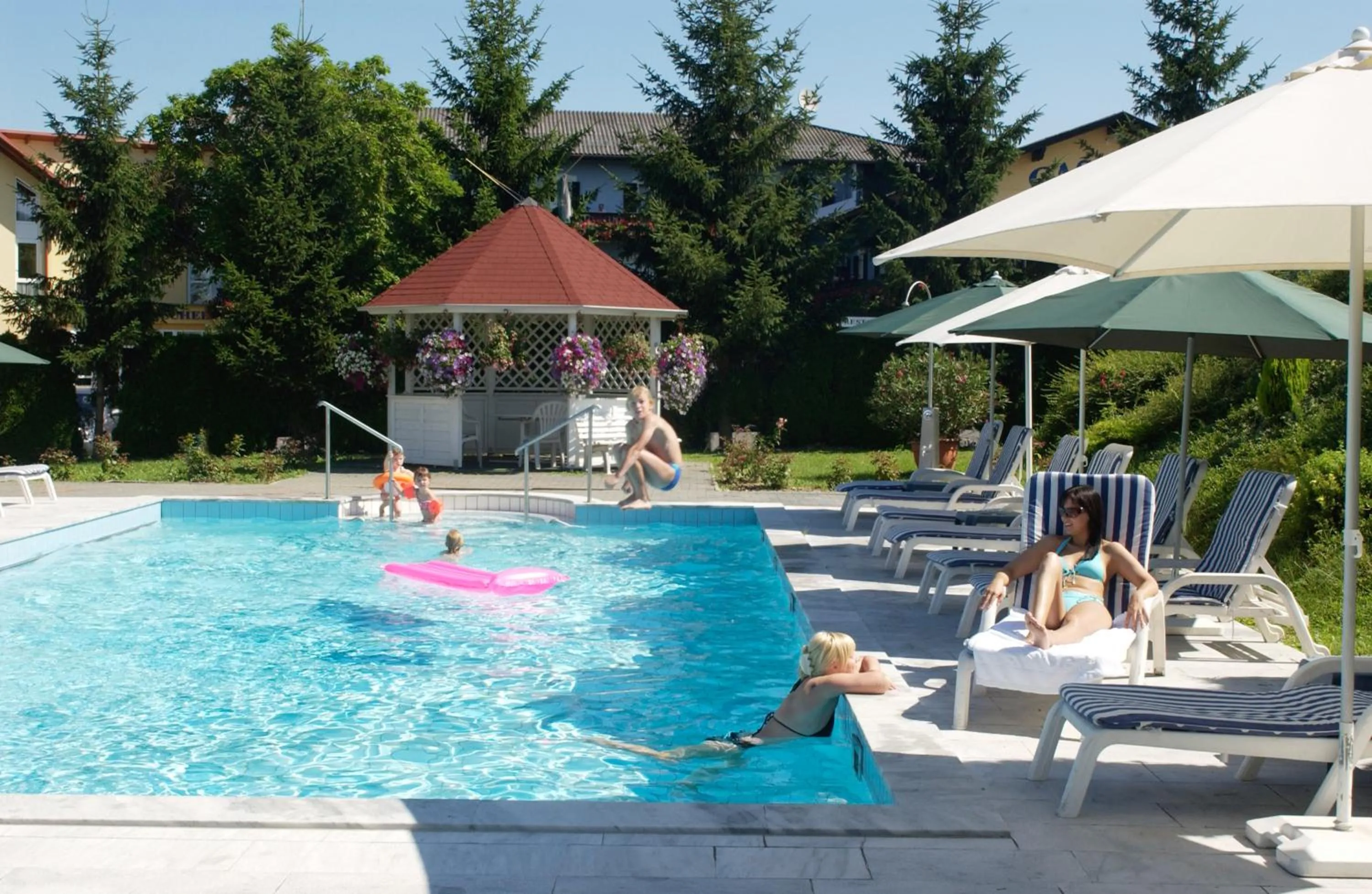 Garden in Hotel Gasthof Scheer