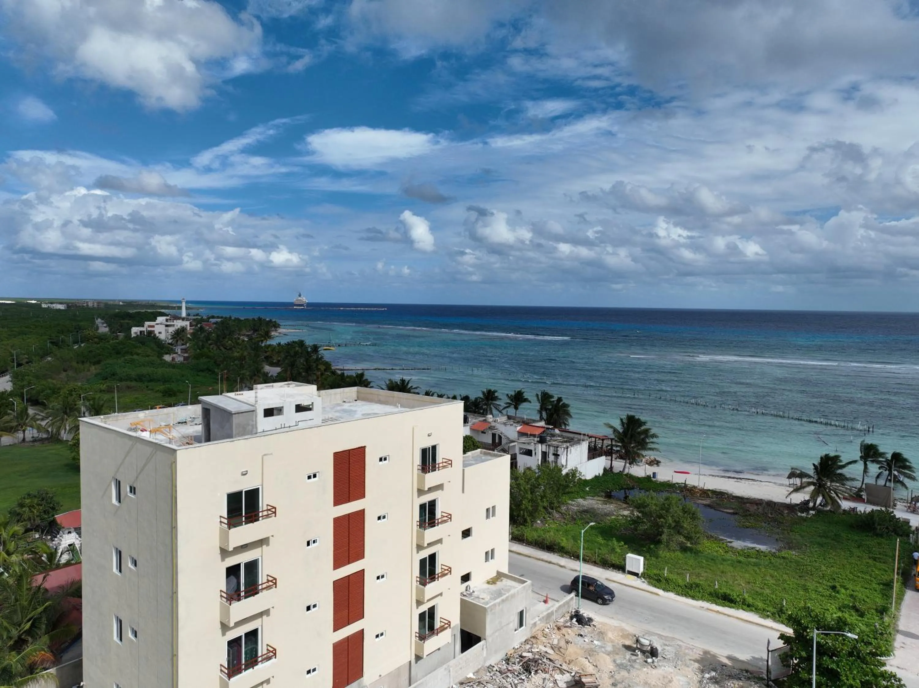 Property building in Oneiro Suites with Sea View