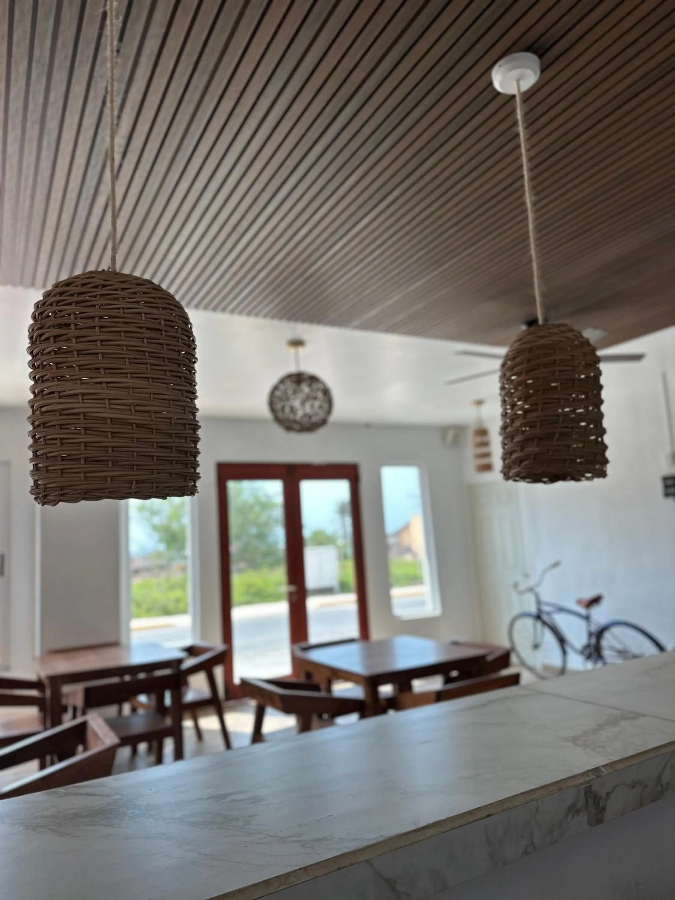 Restaurant/places to eat in Oneiro Suites with Sea View
