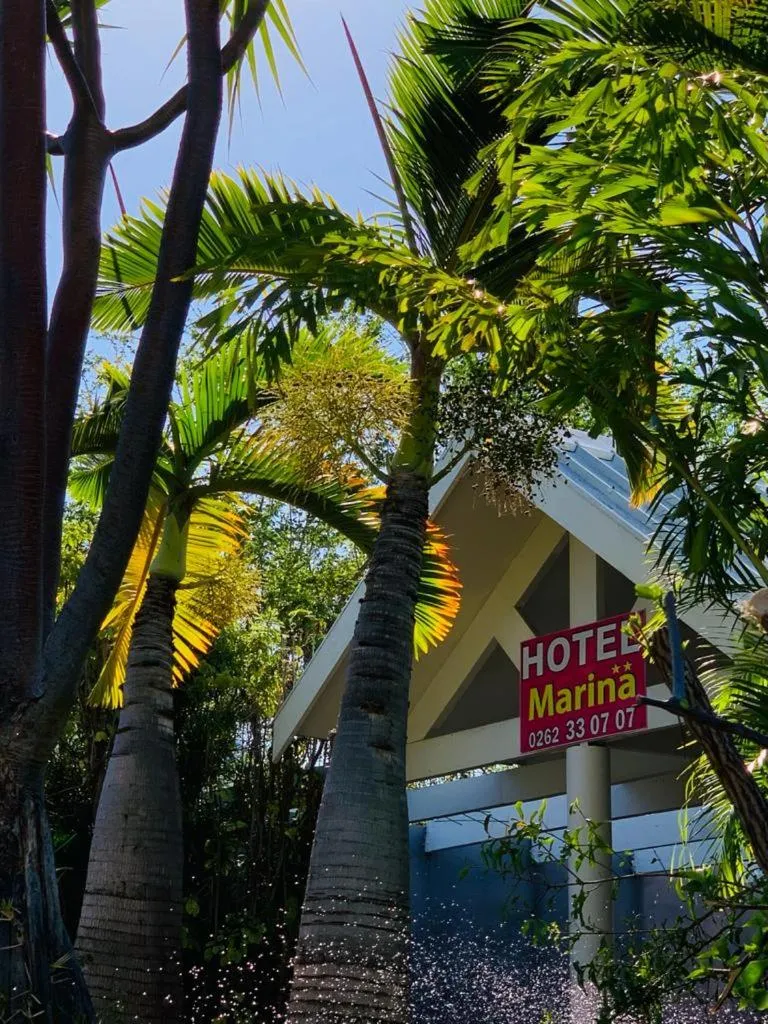 MARINA , 2mn à PIEDS PLAGE BOUCAN CANOT