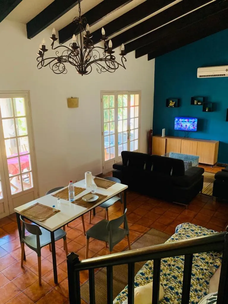 MARINA , 2mn à PIEDS PLAGE BOUCAN CANOT