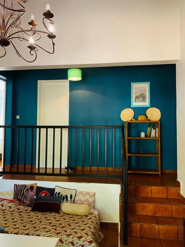 MARINA , 2mn à PIEDS PLAGE BOUCAN CANOT