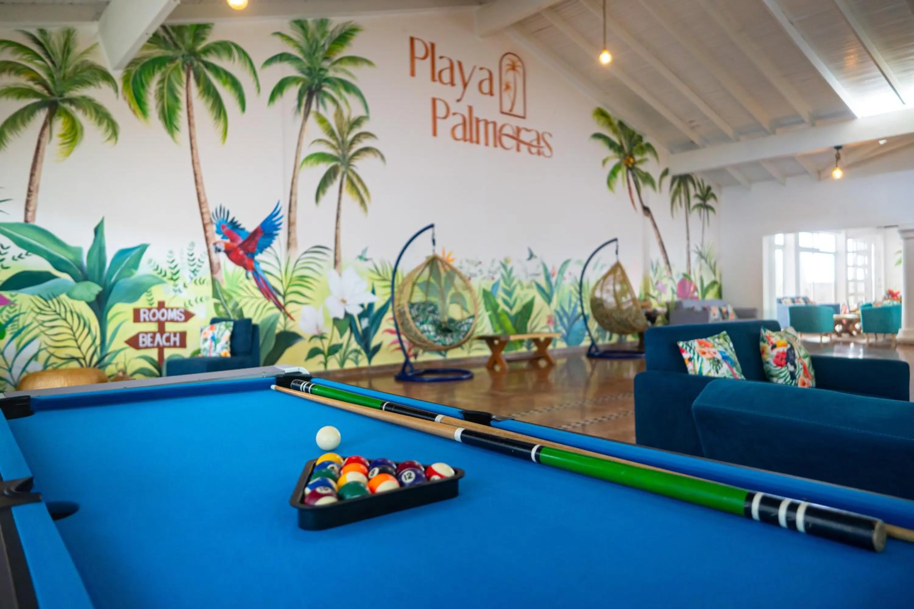 Game Room in Hotel Playa Palmeras Cartagena - Vía al Mar