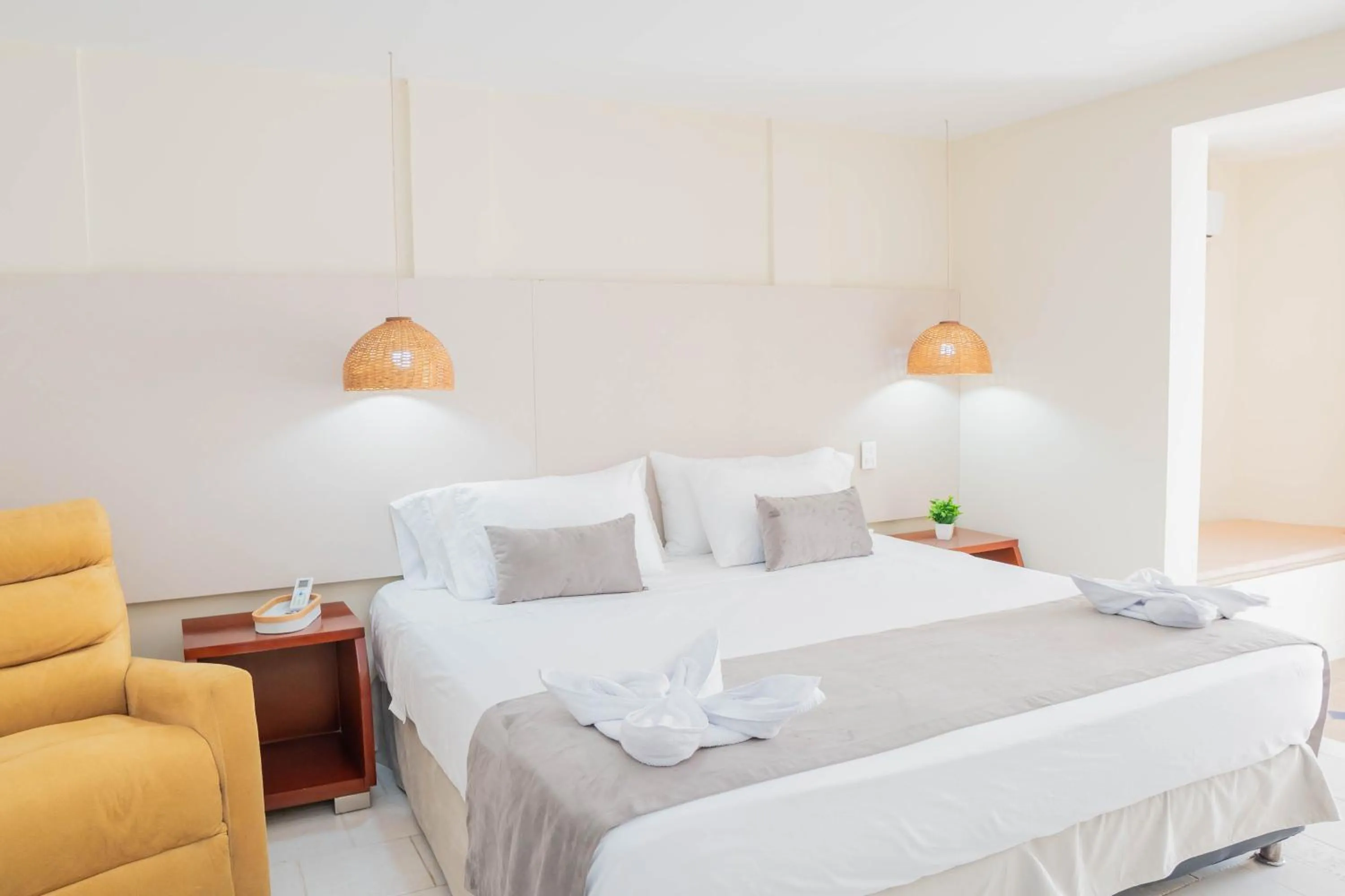 Bed in Hotel Playa Palmeras Cartagena - Vía al Mar