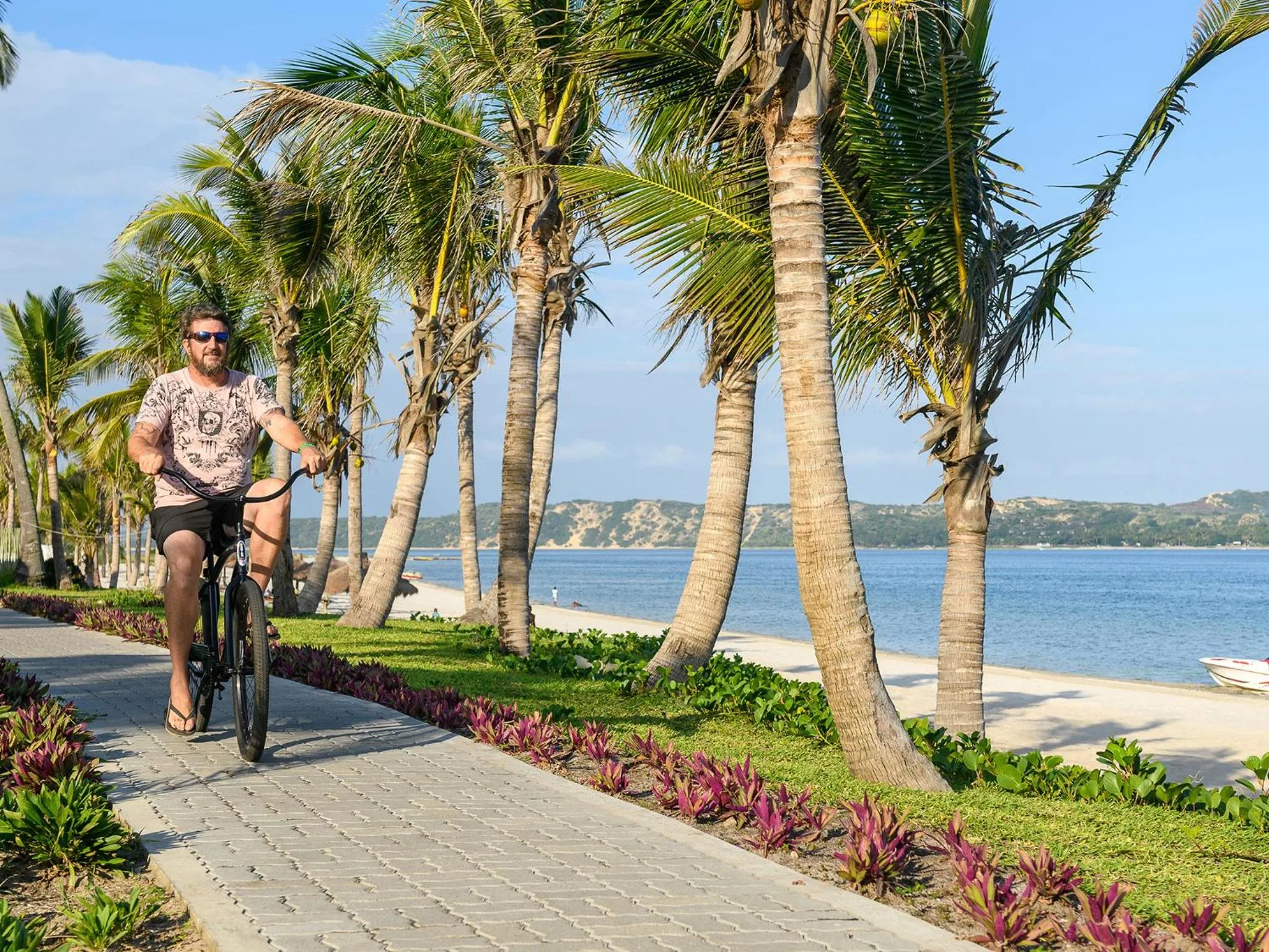 Cycling in San Martinho Beach Club