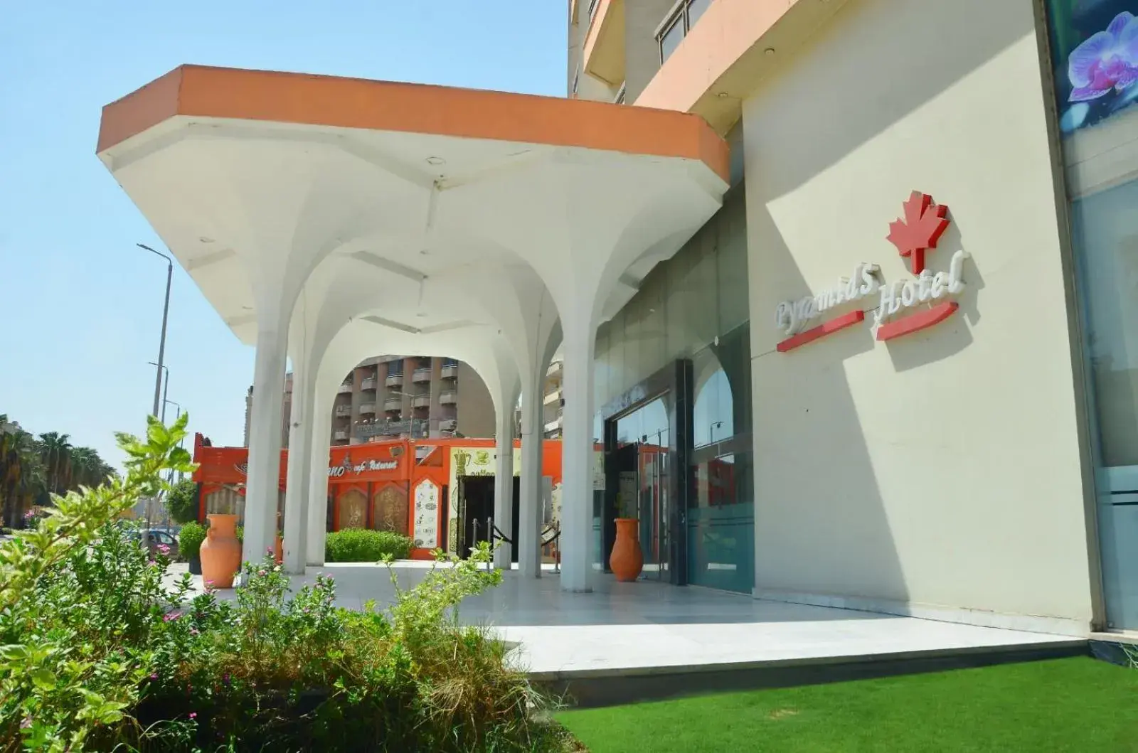 Property building in Aracan Pyramid Hotel Property building in Aracan Pyramid Hotel