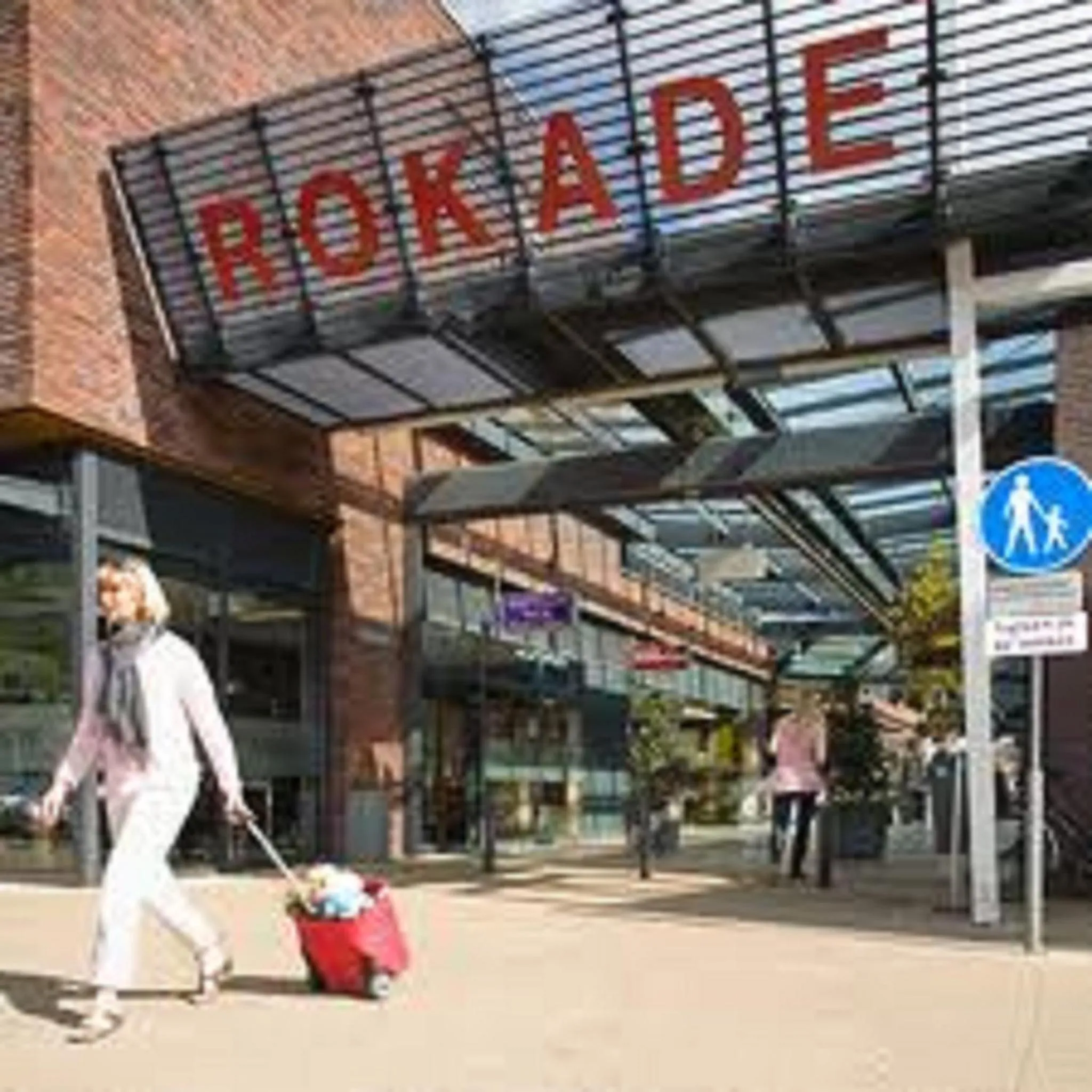 Area and facilities in Hotel Holland Lodge