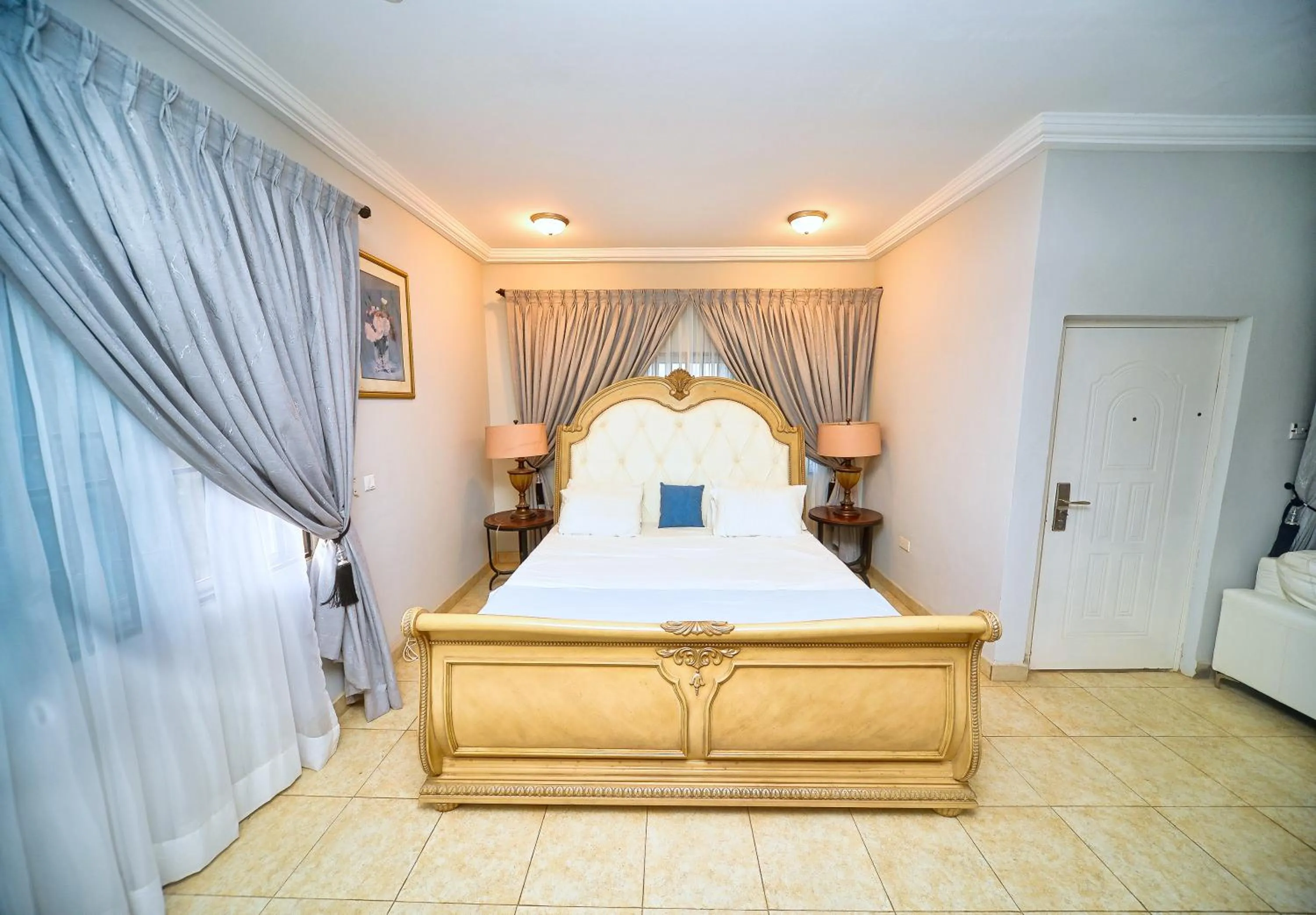 Appiah's Royal Suites