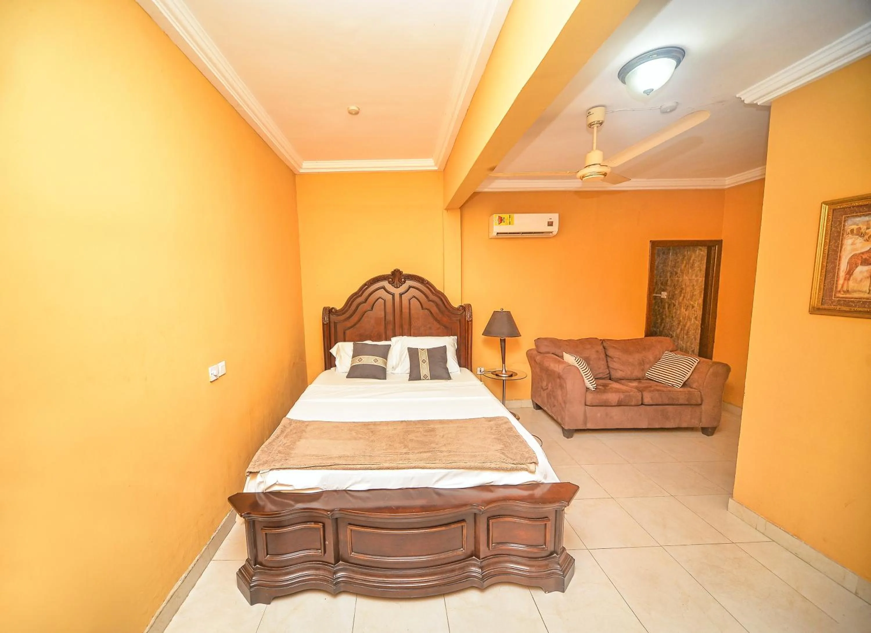 Appiah's Royal Suites