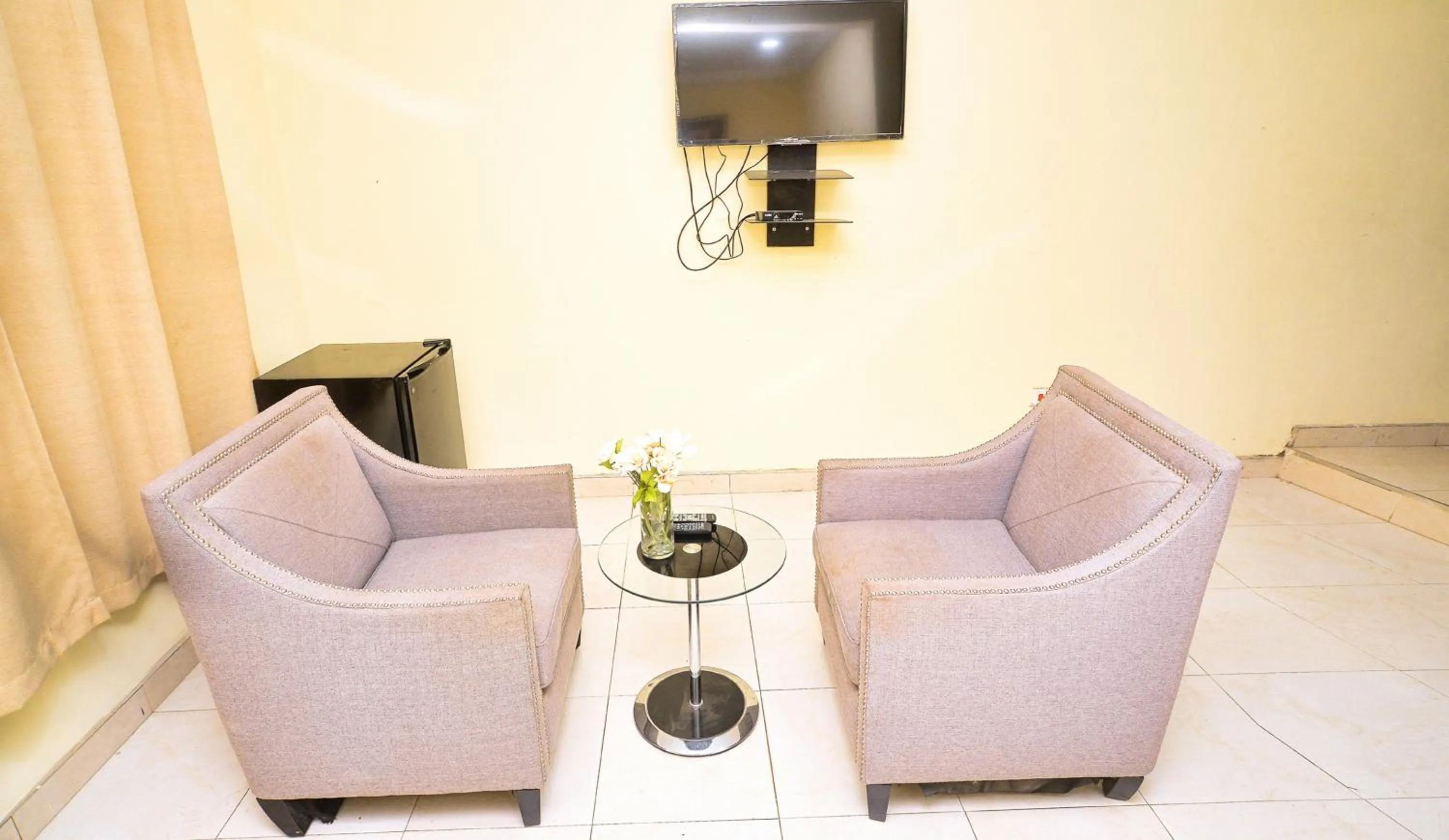 Appiah's Royal Suites