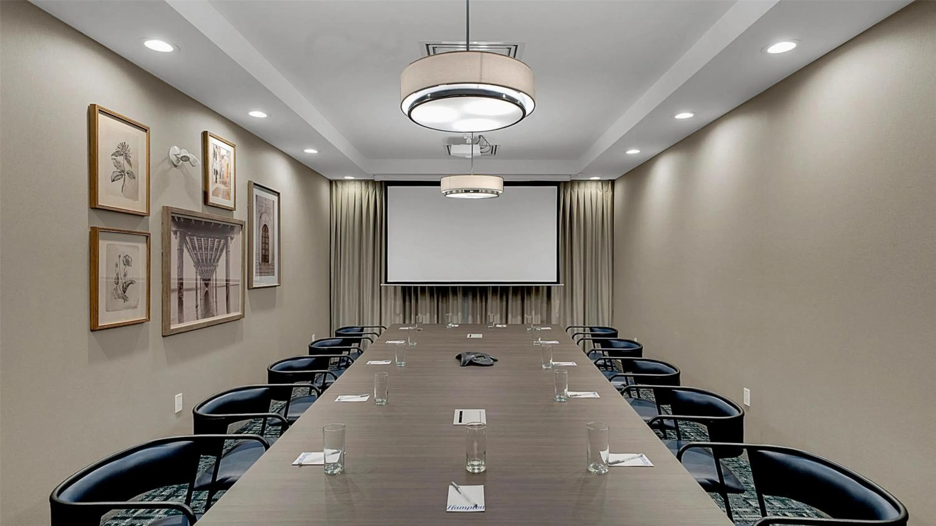 Meeting/conference room in Hampton Inn & Suites by Hilton Toronto Markham