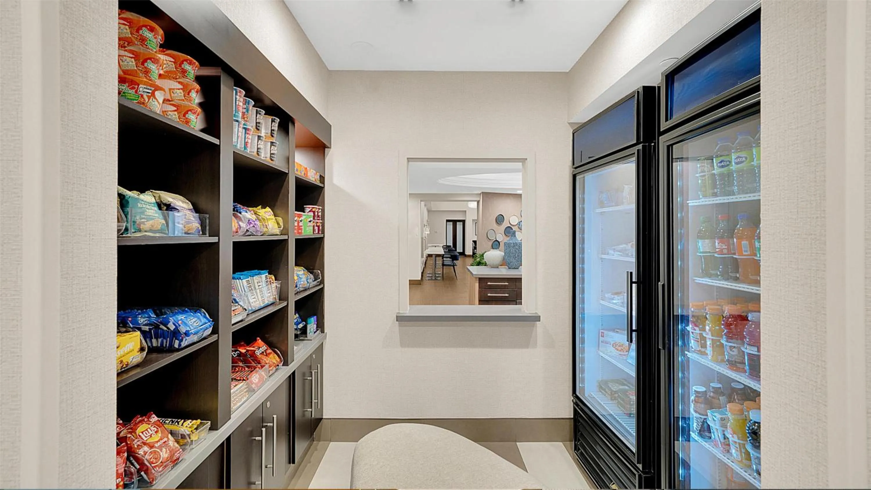 Restaurant/places to eat in Hampton Inn & Suites by Hilton Toronto Markham