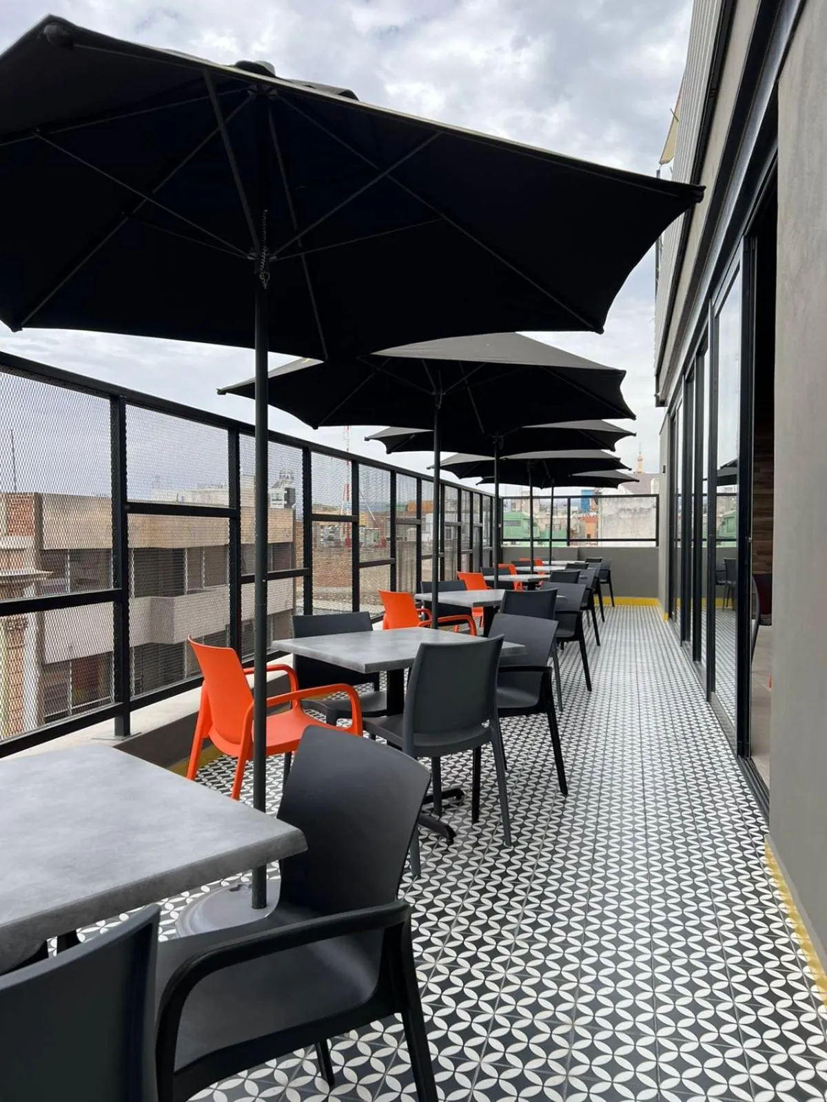 Restaurant/places to eat in ALT URBANA