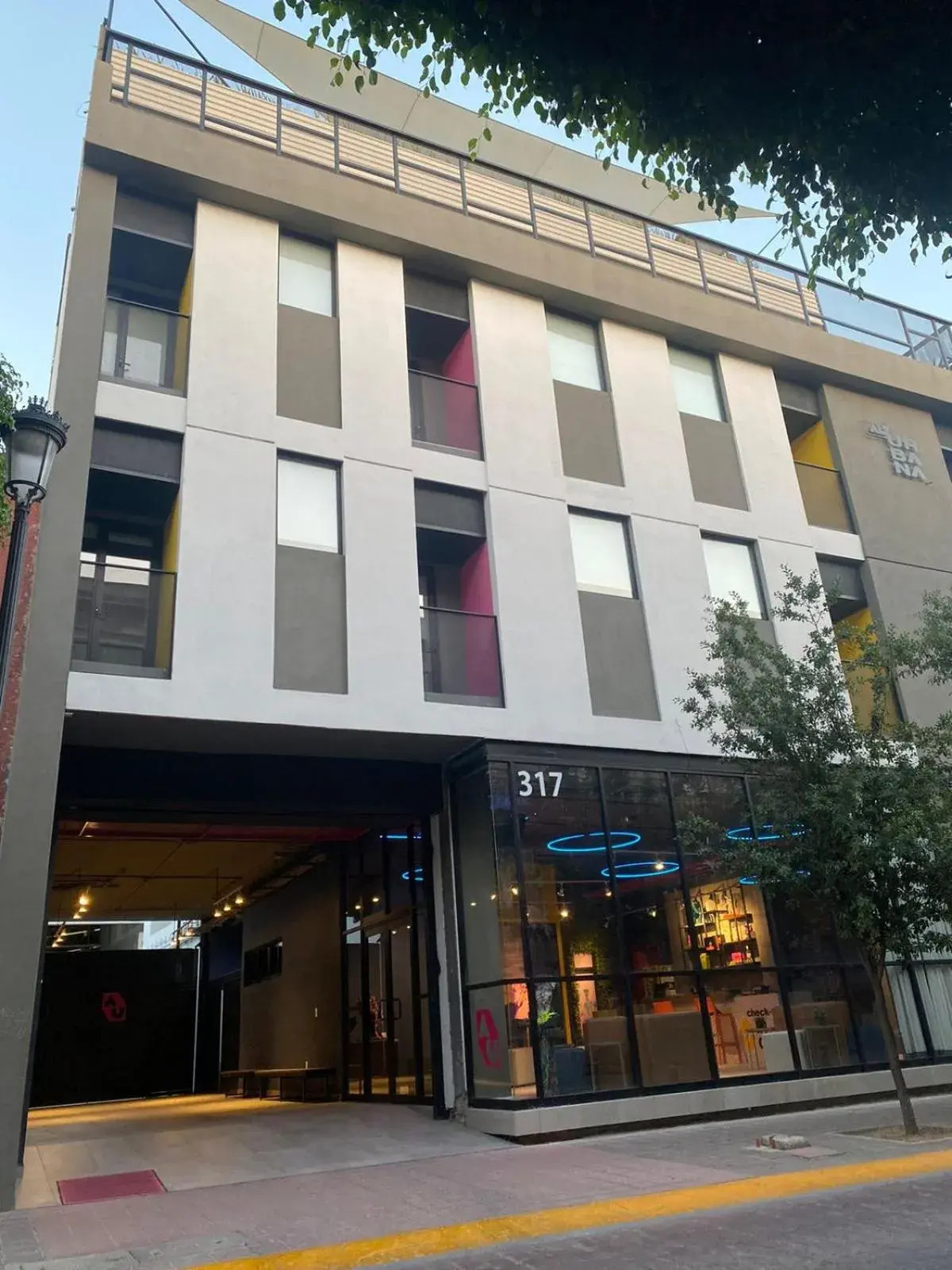 Property building in ALT URBANA Property building in ALT URBANA