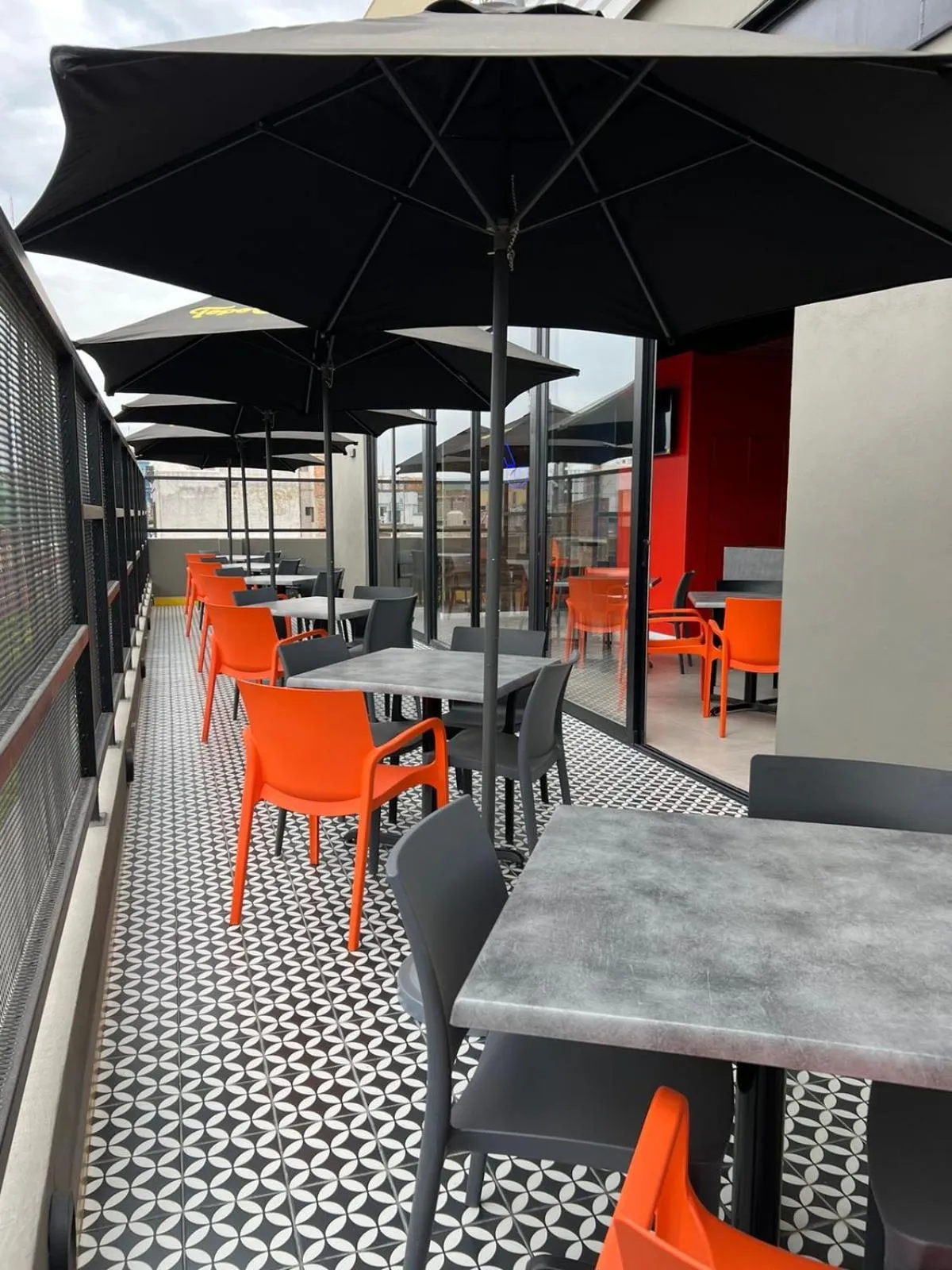 Restaurant/places to eat in ALT URBANA