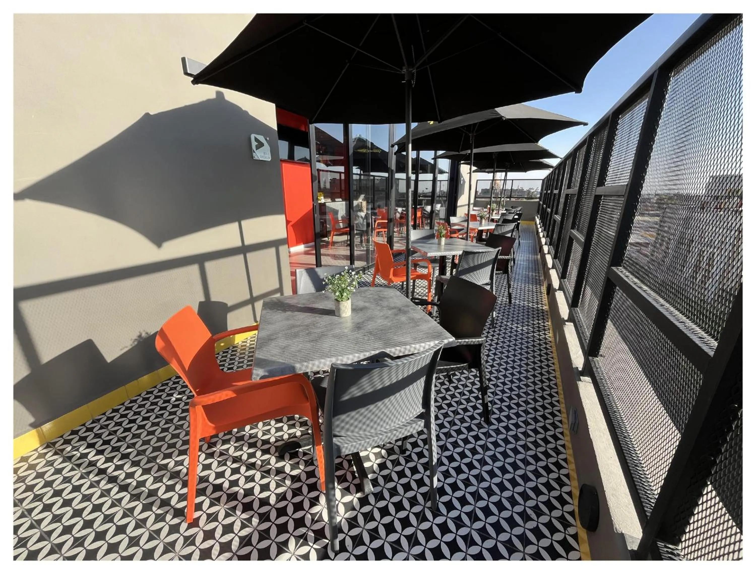 Restaurant/places to eat in ALT URBANA