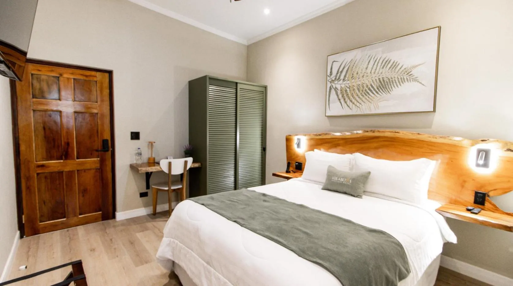 Photo of the whole room, Bed in Hotel Boutique Los Abetos
