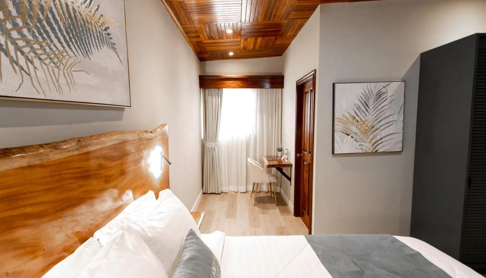 Photo of the whole room, Bed in Hotel Boutique Los Abetos