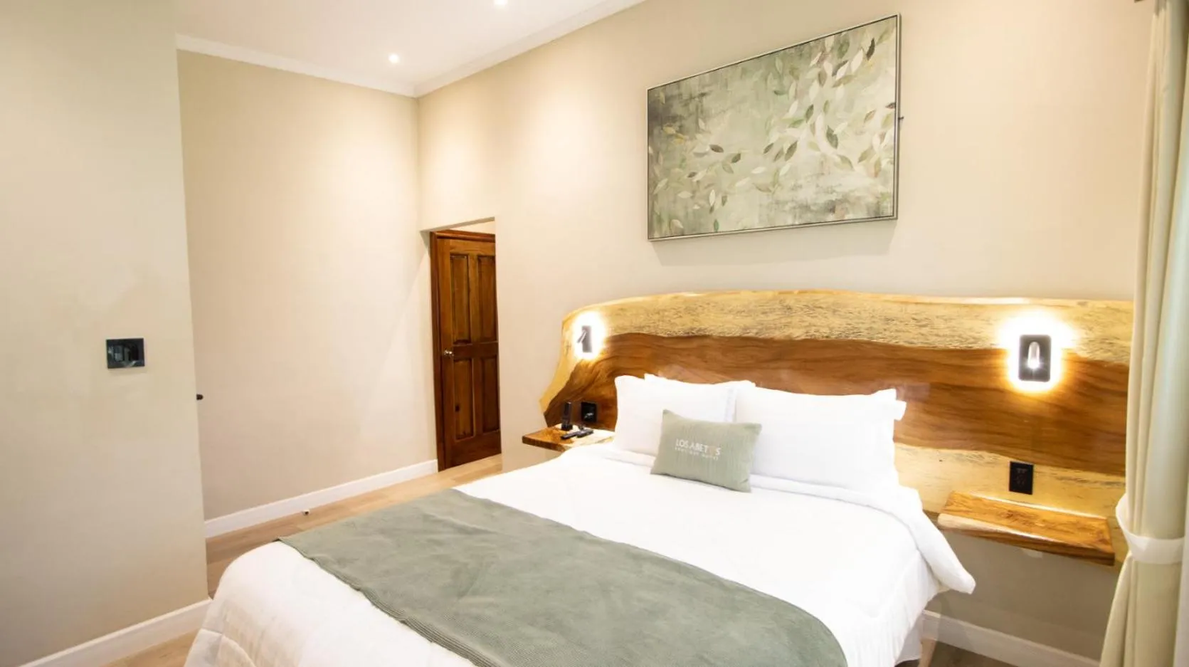 Photo of the whole room, Bed in Hotel Boutique Los Abetos