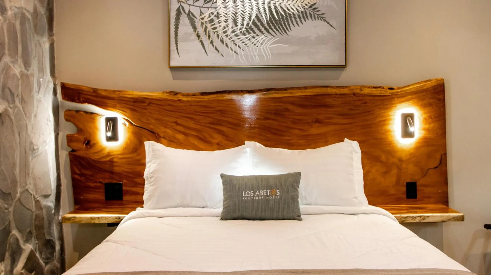 Photo of the whole room, Bed in Hotel Boutique Los Abetos