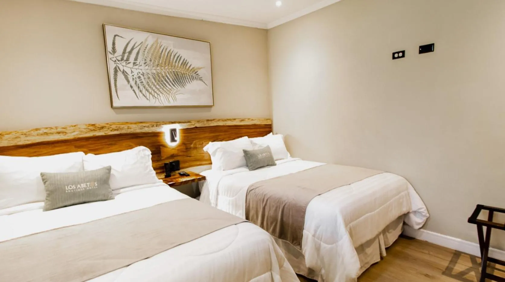 Photo of the whole room, Bed in Hotel Boutique Los Abetos