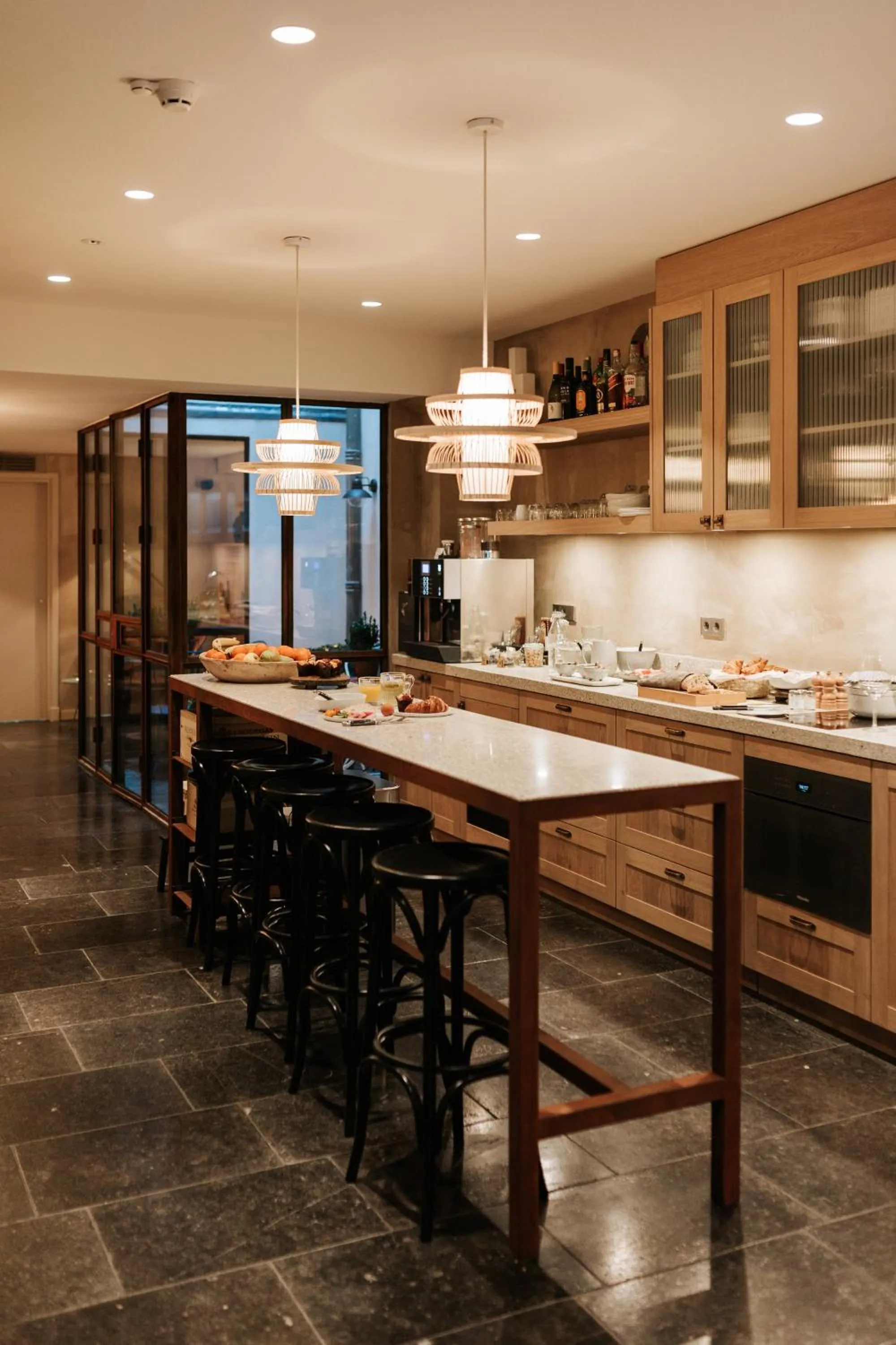 Restaurant/places to eat in The Times Hotel