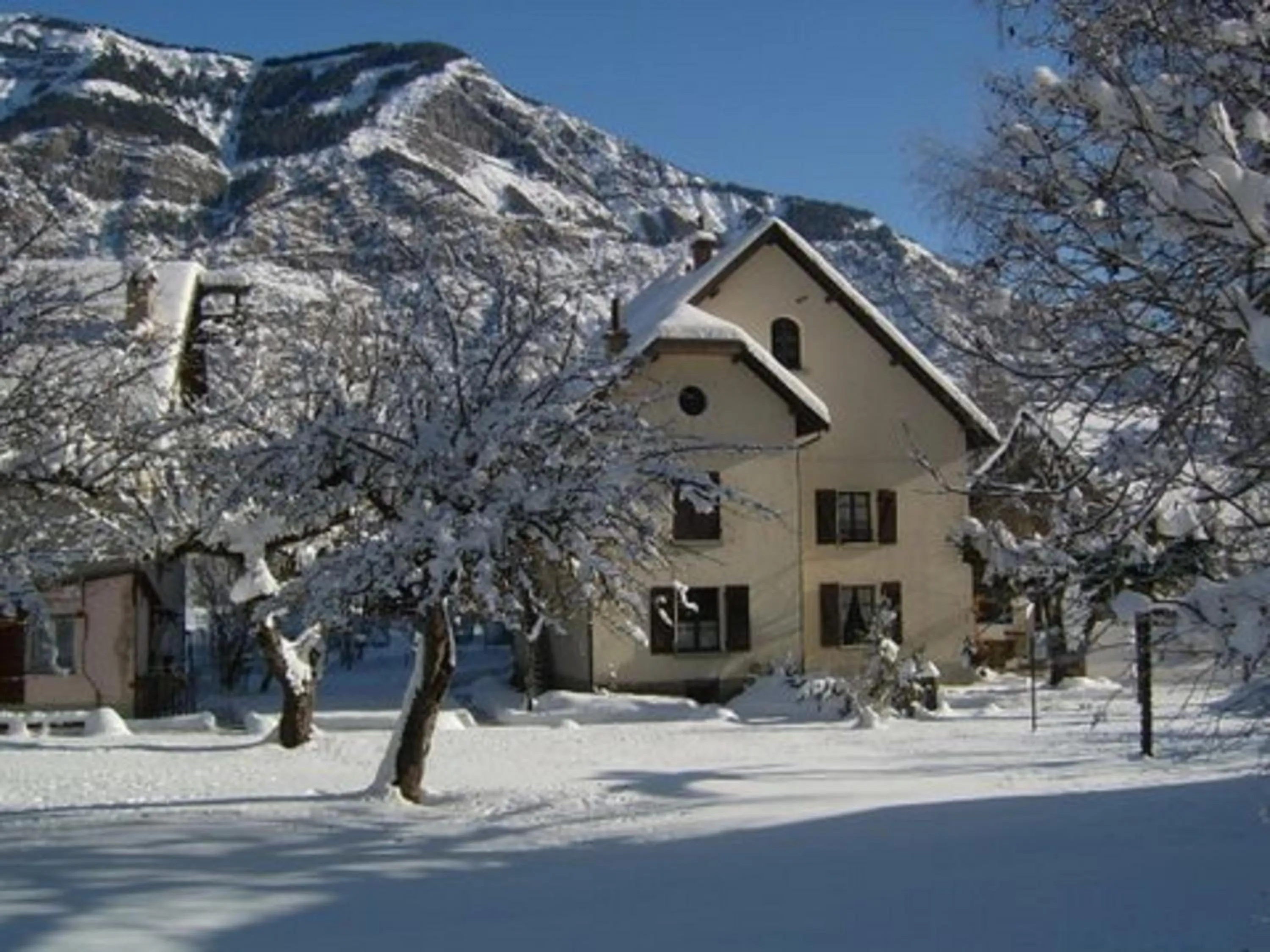 Property building in La Marmotte De La Meije