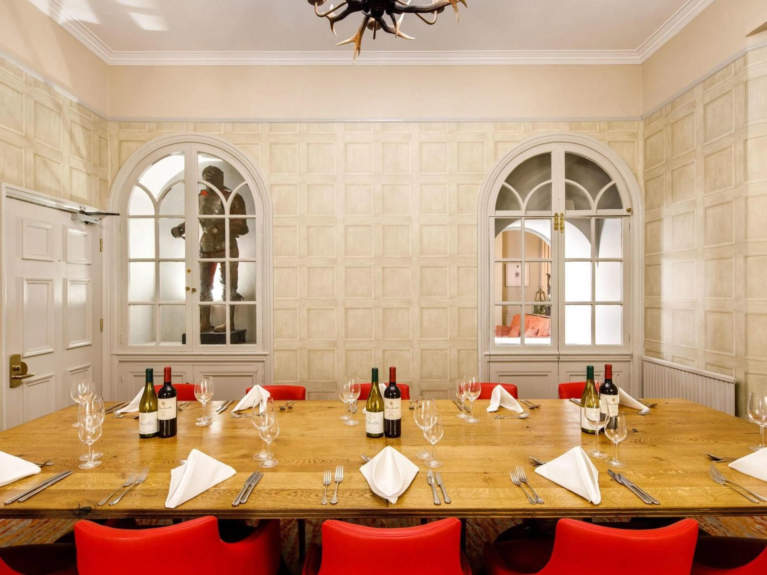 Meeting/conference room in Mercure Bristol North The Grange Hotel