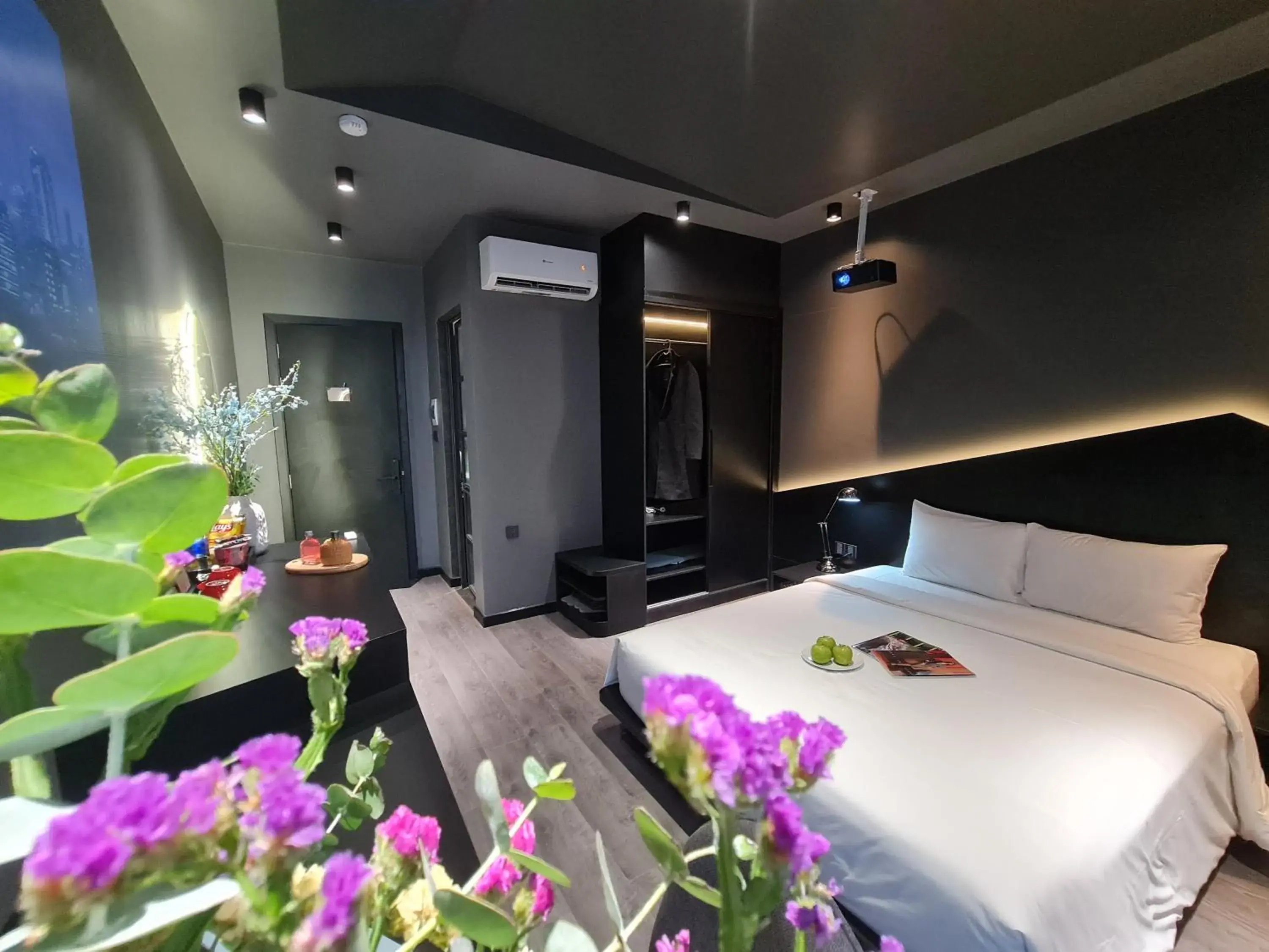 Bed in KIN Wander Tân Bình, The Mountain Bed in KIN Wander Tân Bình, The Mountain