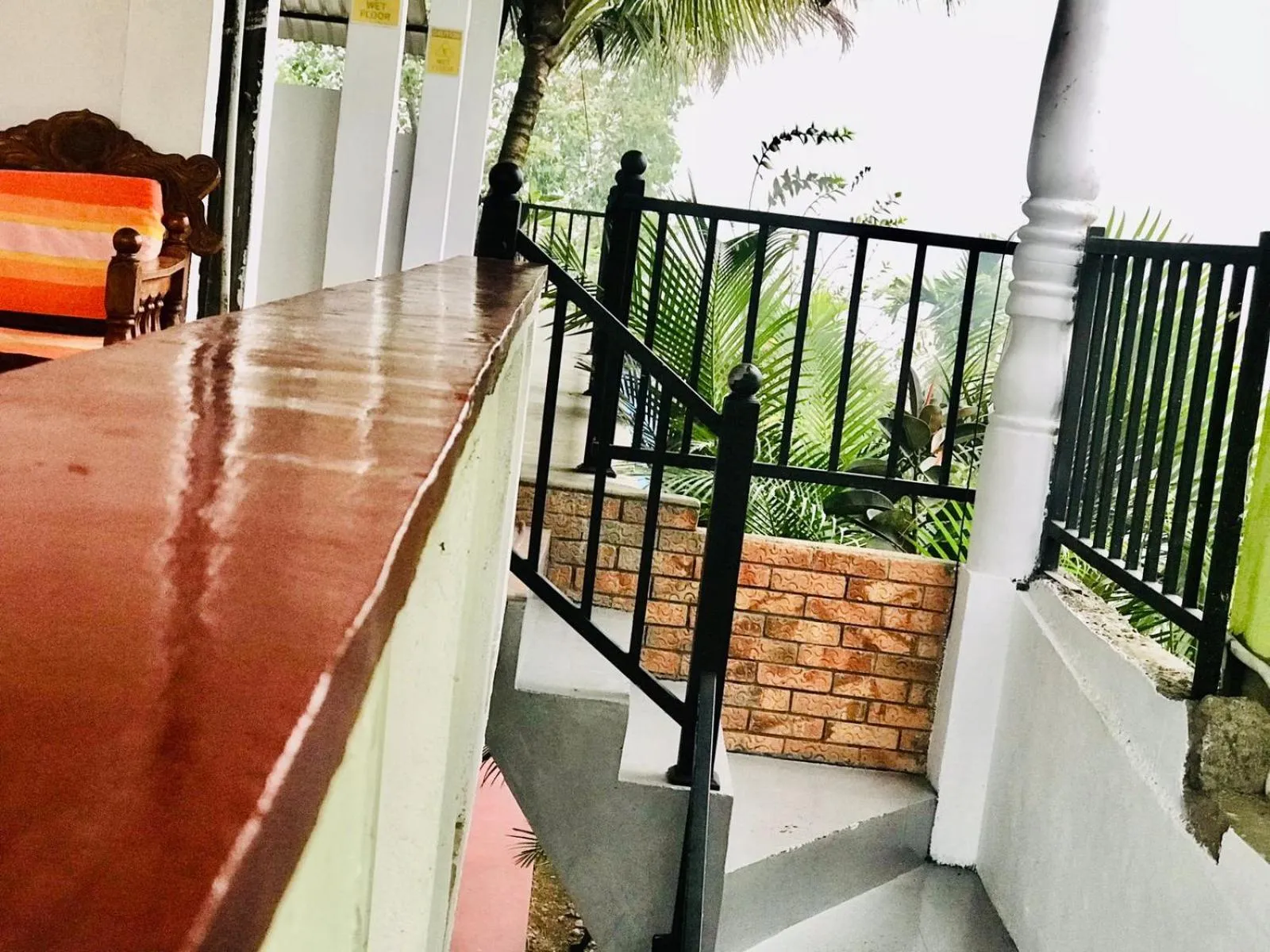 Property building in Belmond Ella