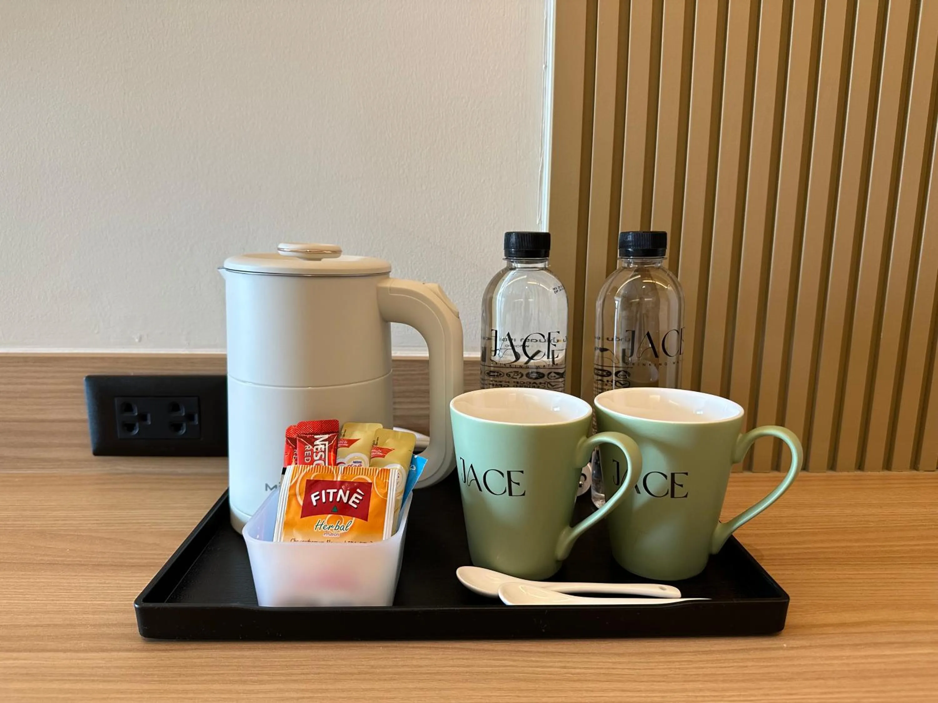 Food and drinks in Jace hotel