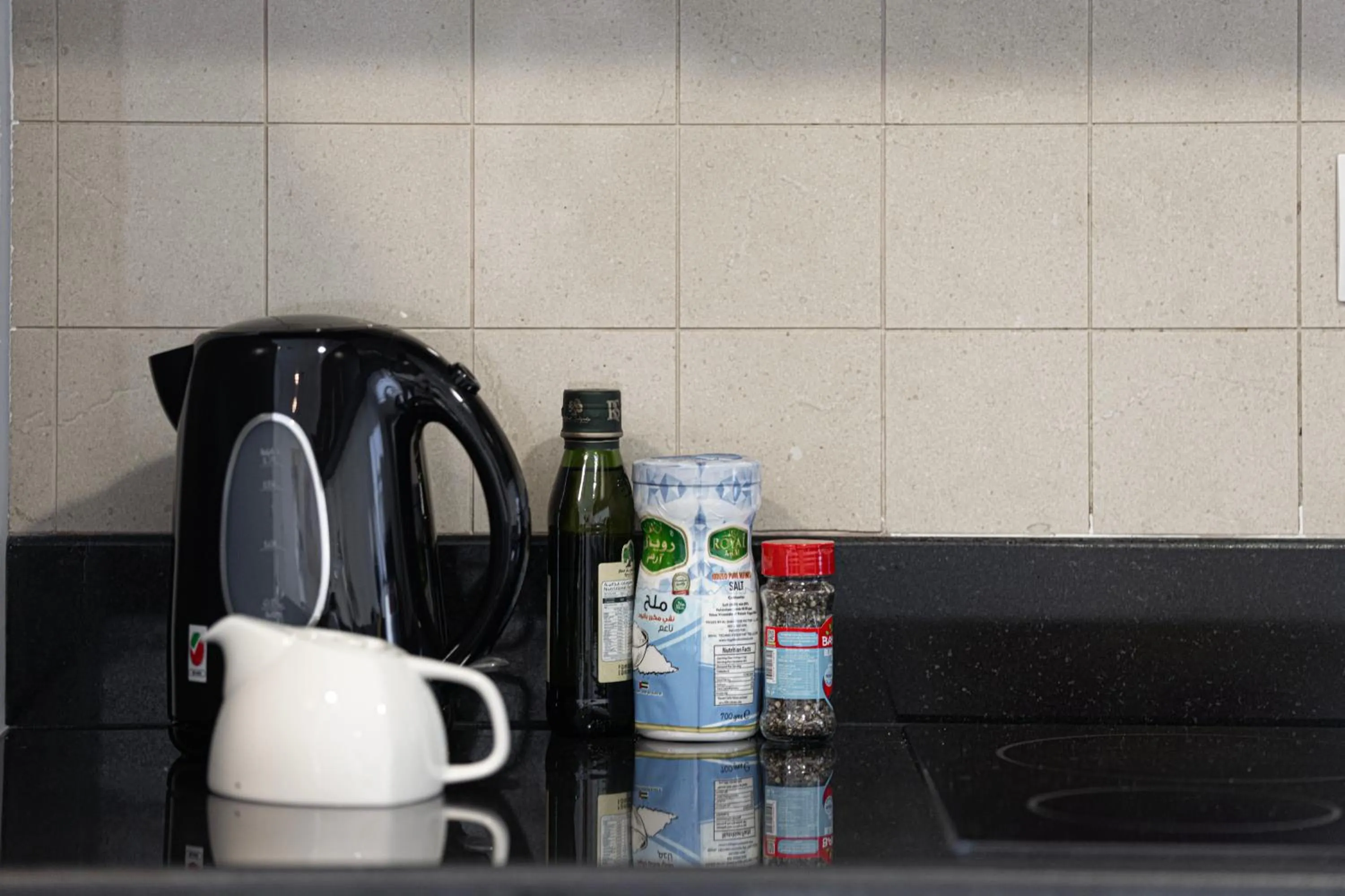 Coffee/tea facilities in Whispers of the Wind by Lagom Vacation Homes