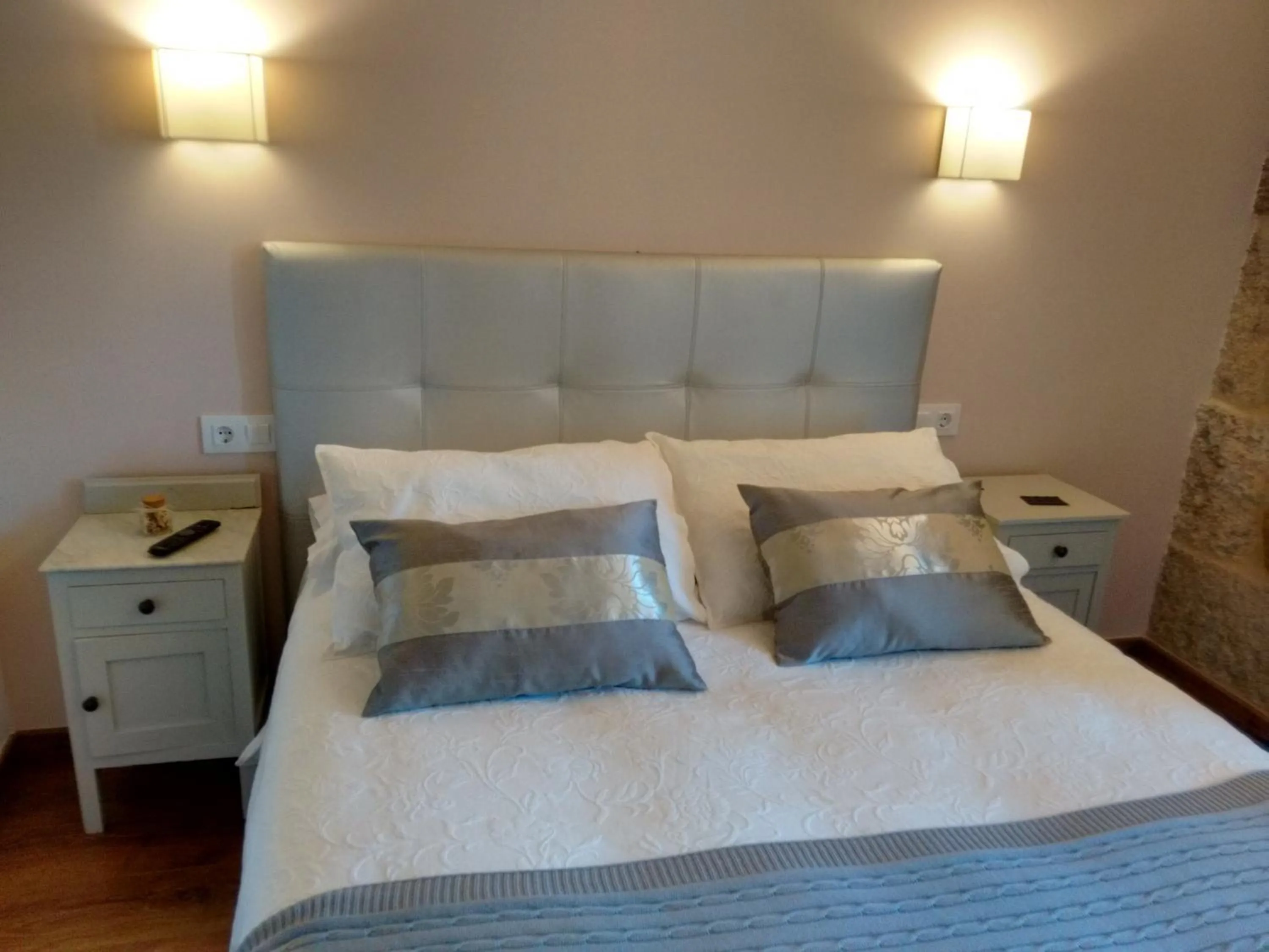 Bedroom, Bed in A Cantaruxa Maruxa Turismo Rural