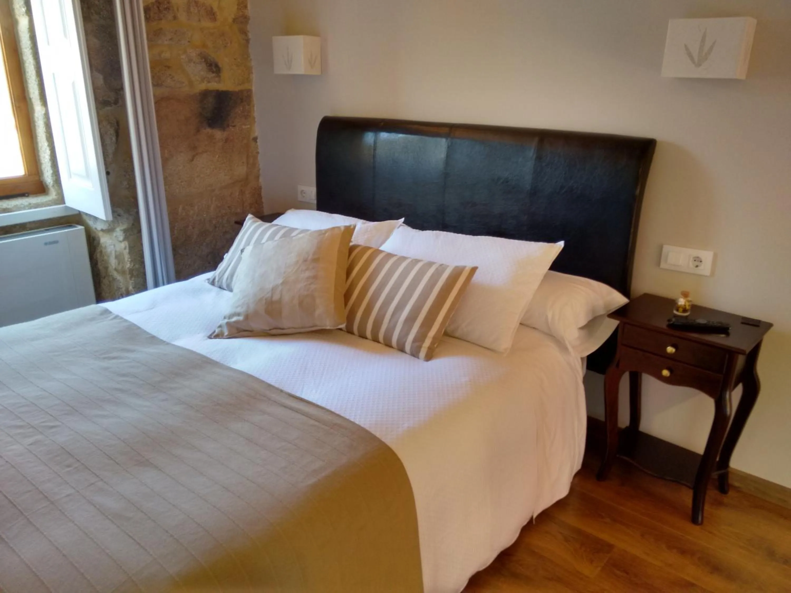 Bedroom, Bed in A Cantaruxa Maruxa Turismo Rural
