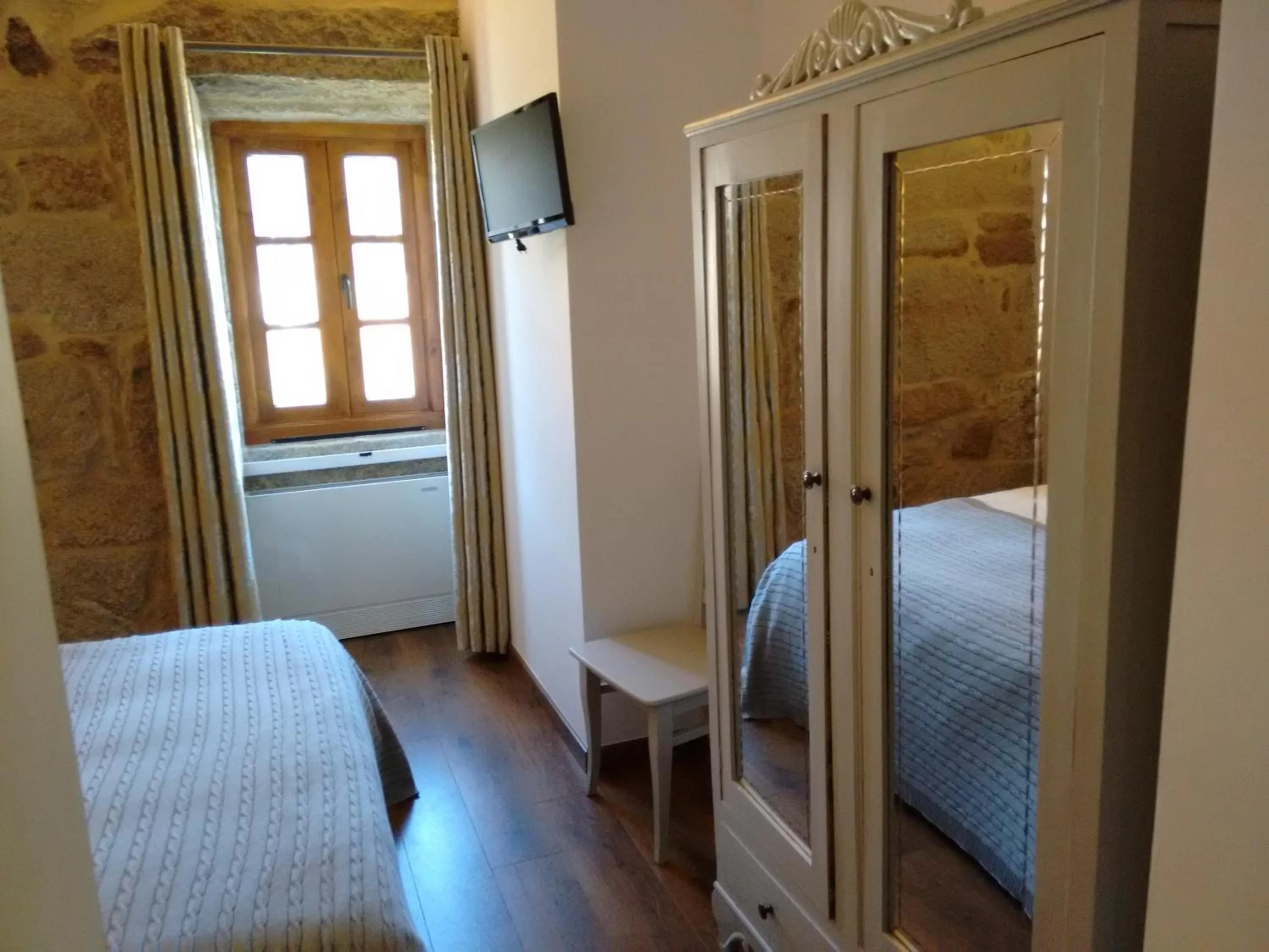 Bedroom, Bed in A Cantaruxa Maruxa Turismo Rural